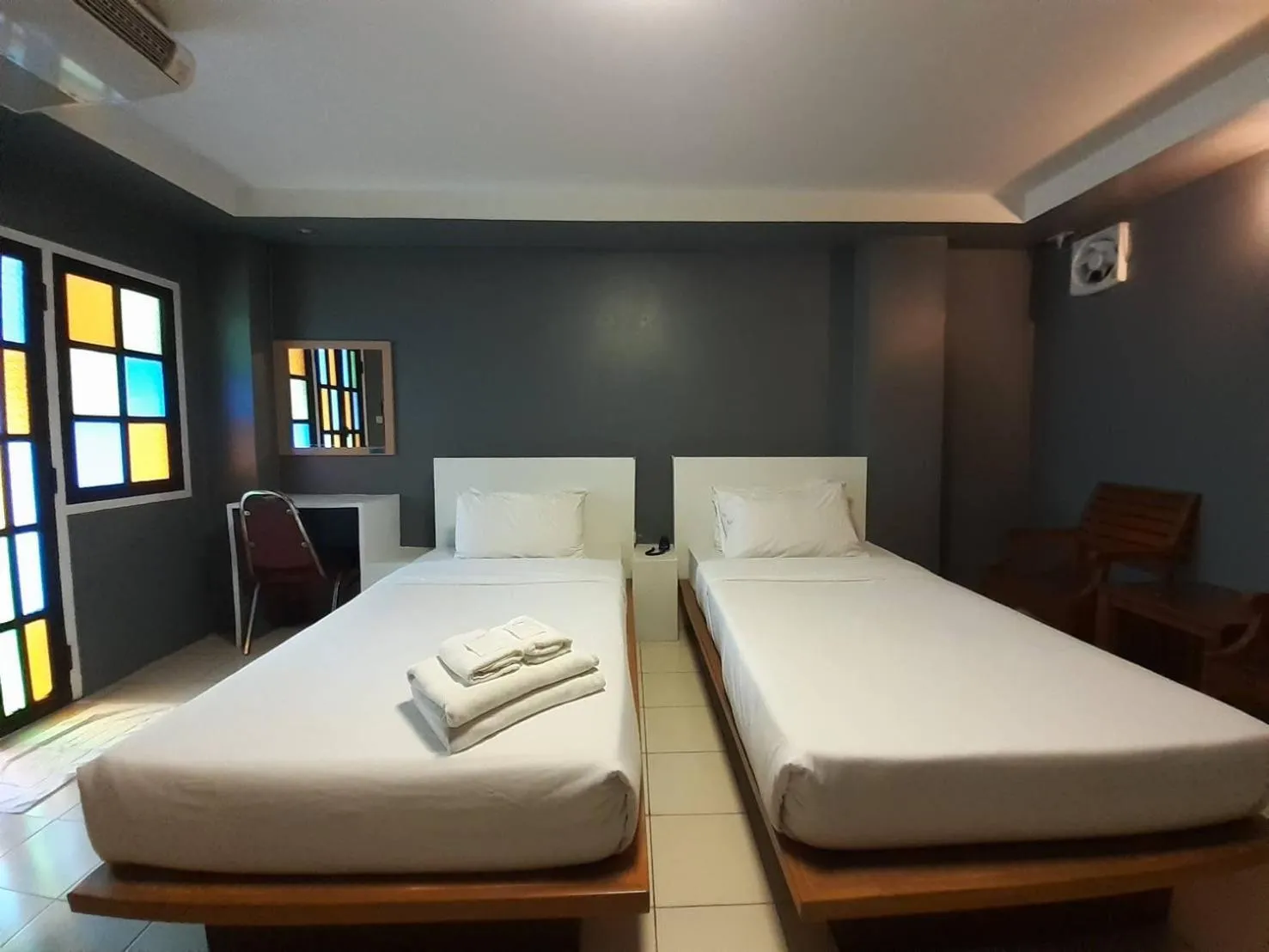 Bedroom, Bed in Bangkok Travel Suites Hotel