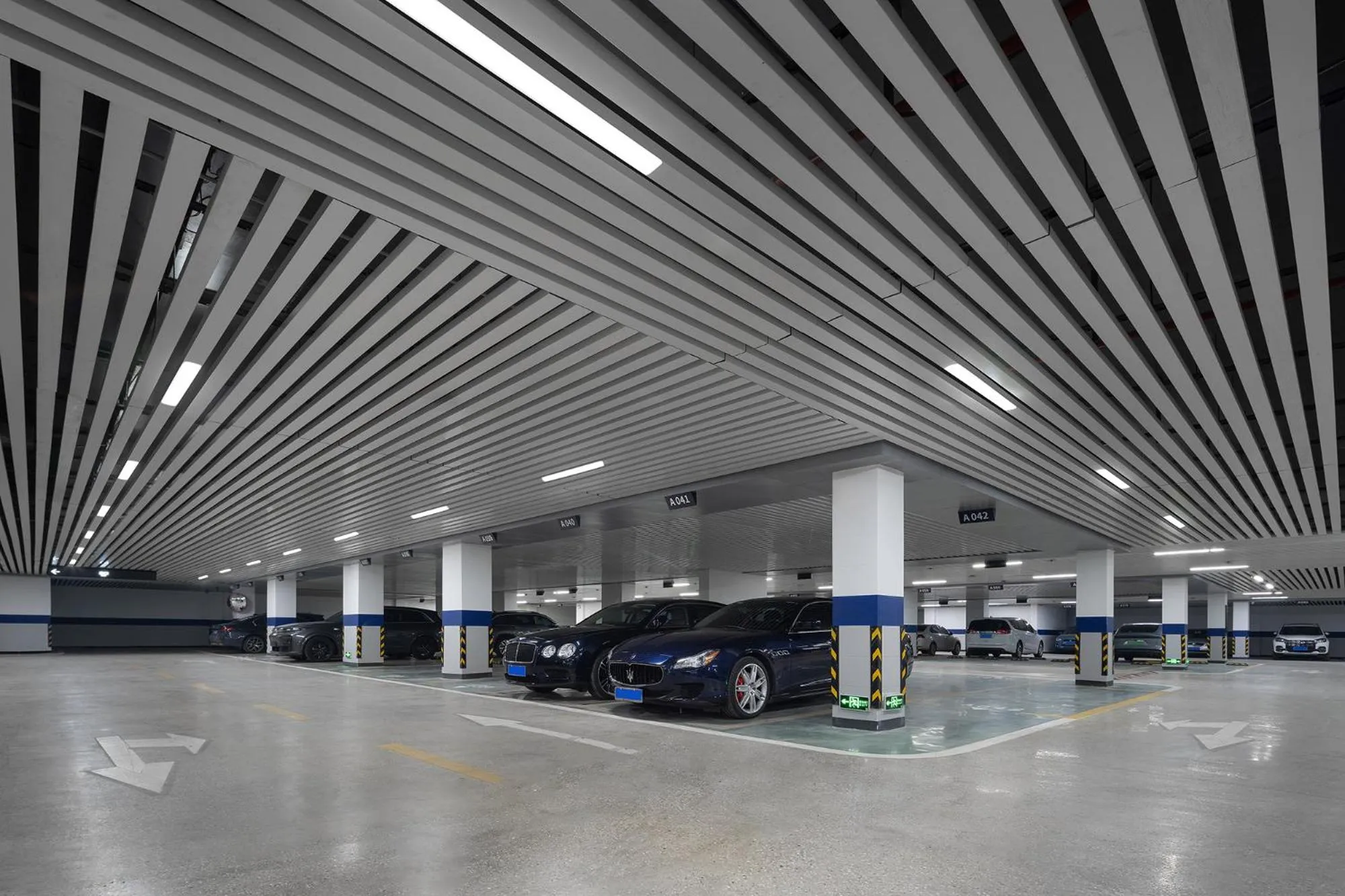 Parking in voco Changsha Airport by IHG