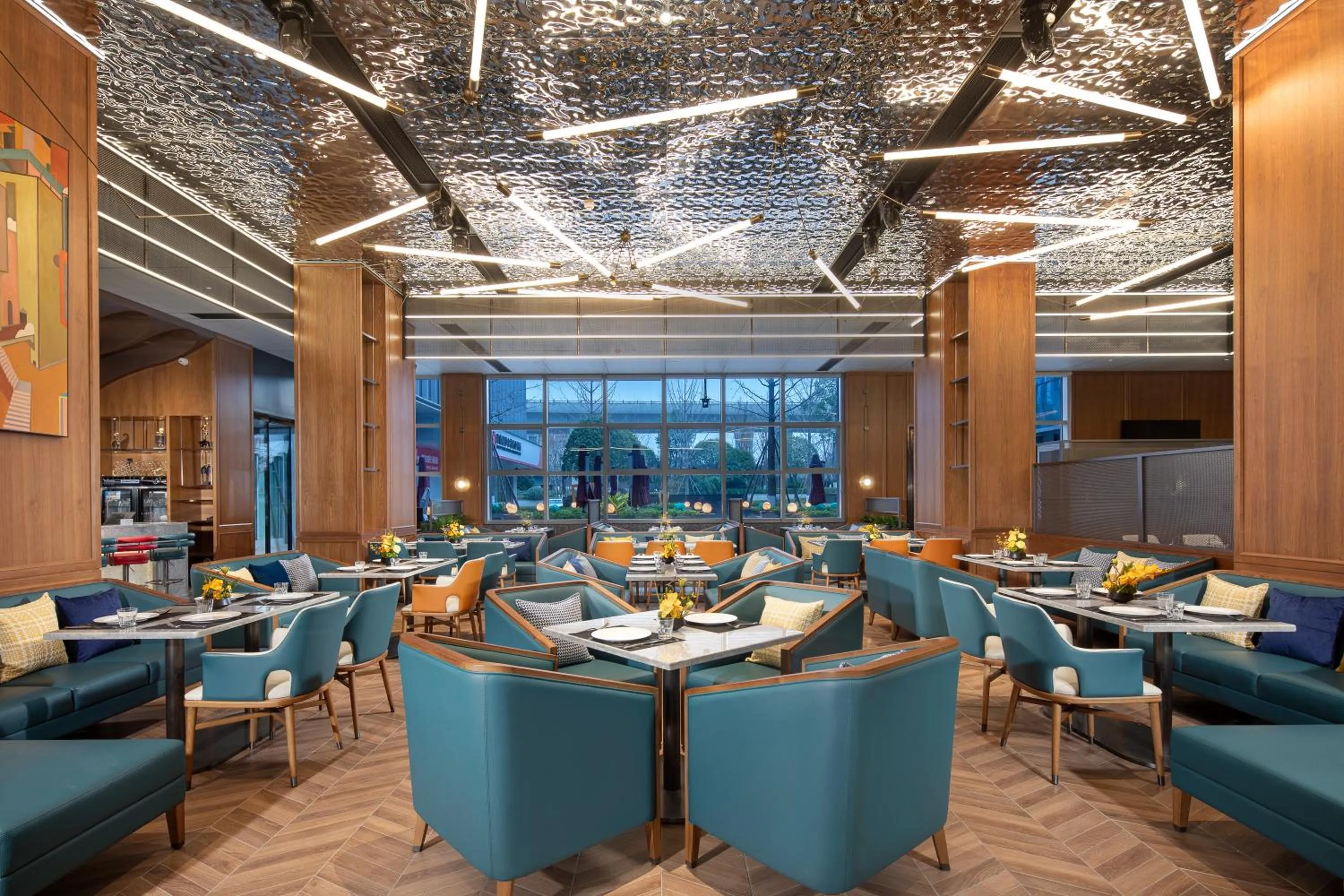Restaurant/places to eat in voco Changsha Airport by IHG