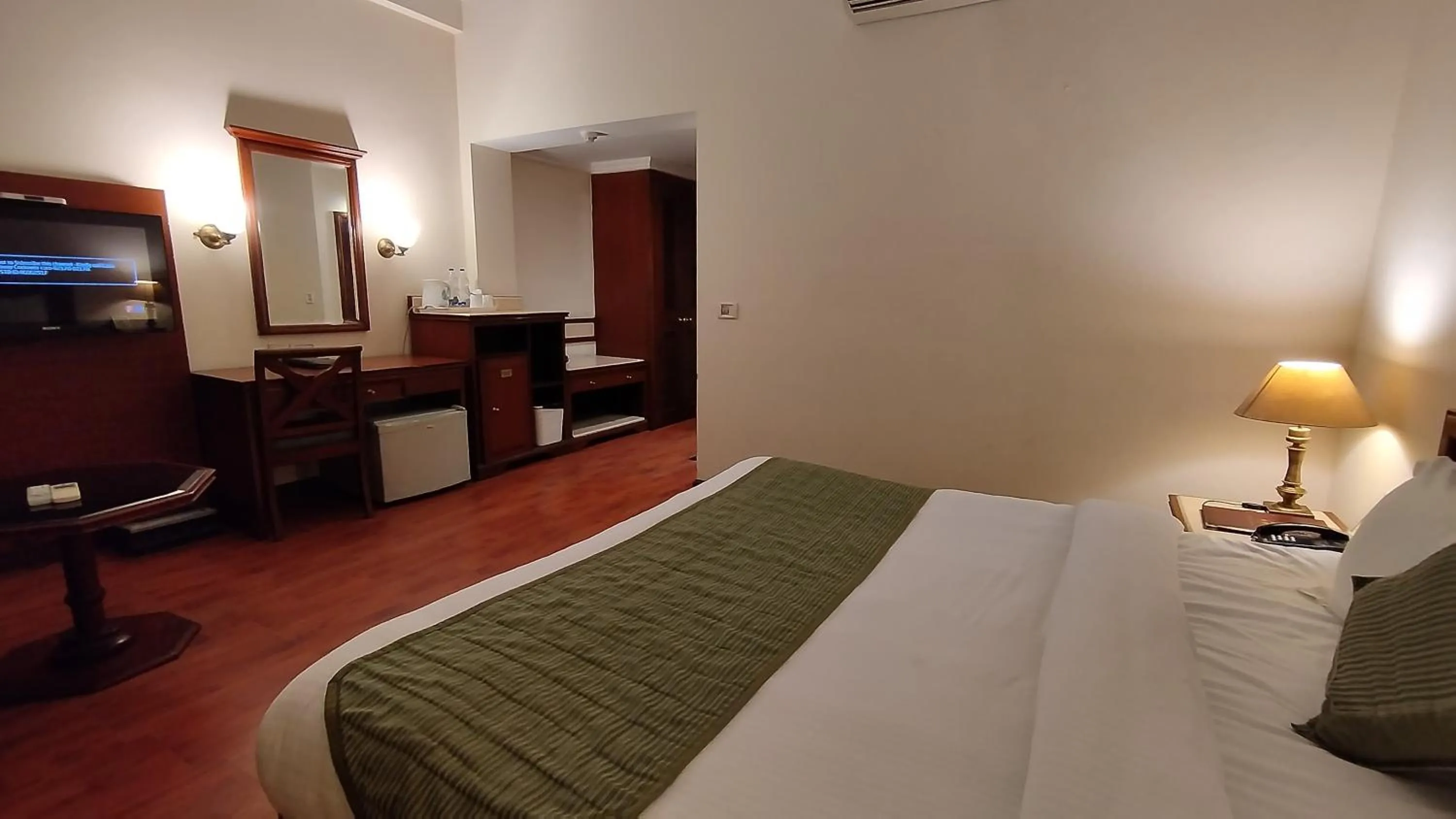 Photo of the whole room, Bed in Hotel Sepal