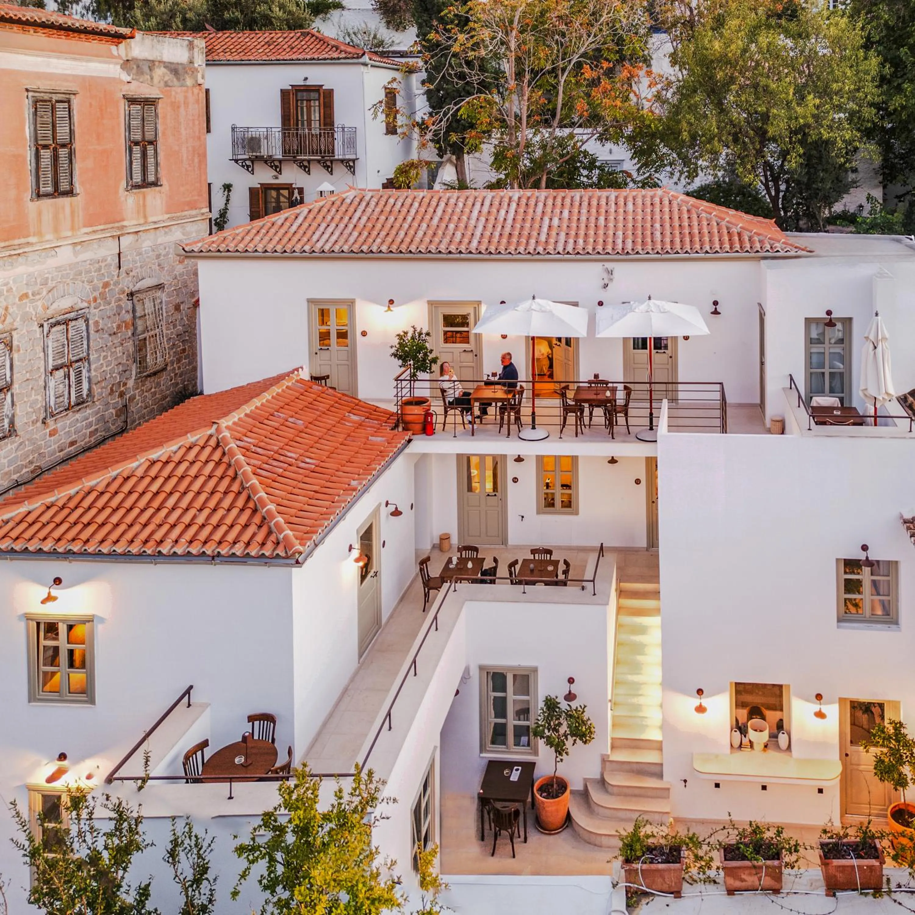 Property building in Maison Muse