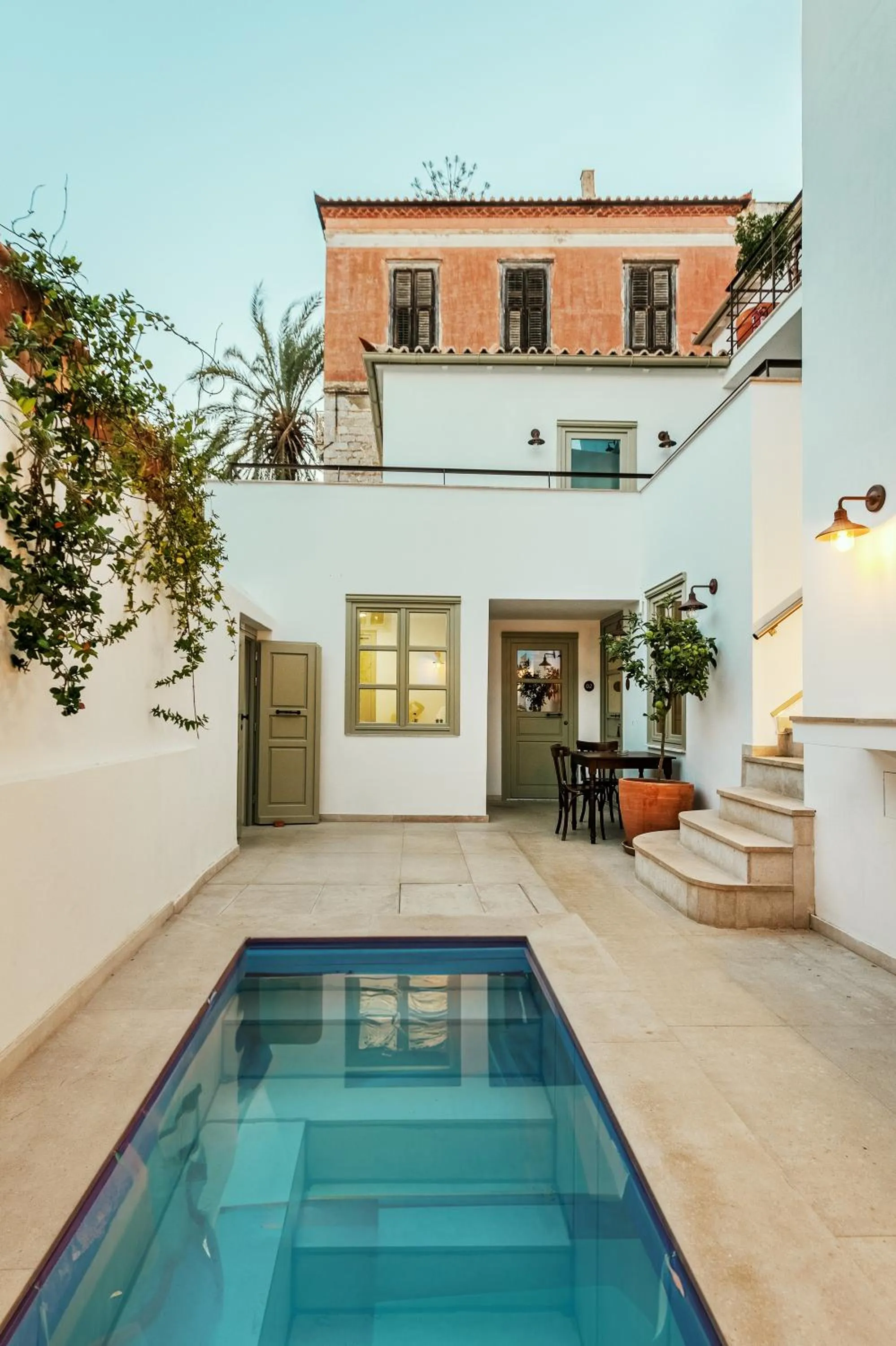 Swimming pool in Maison Muse