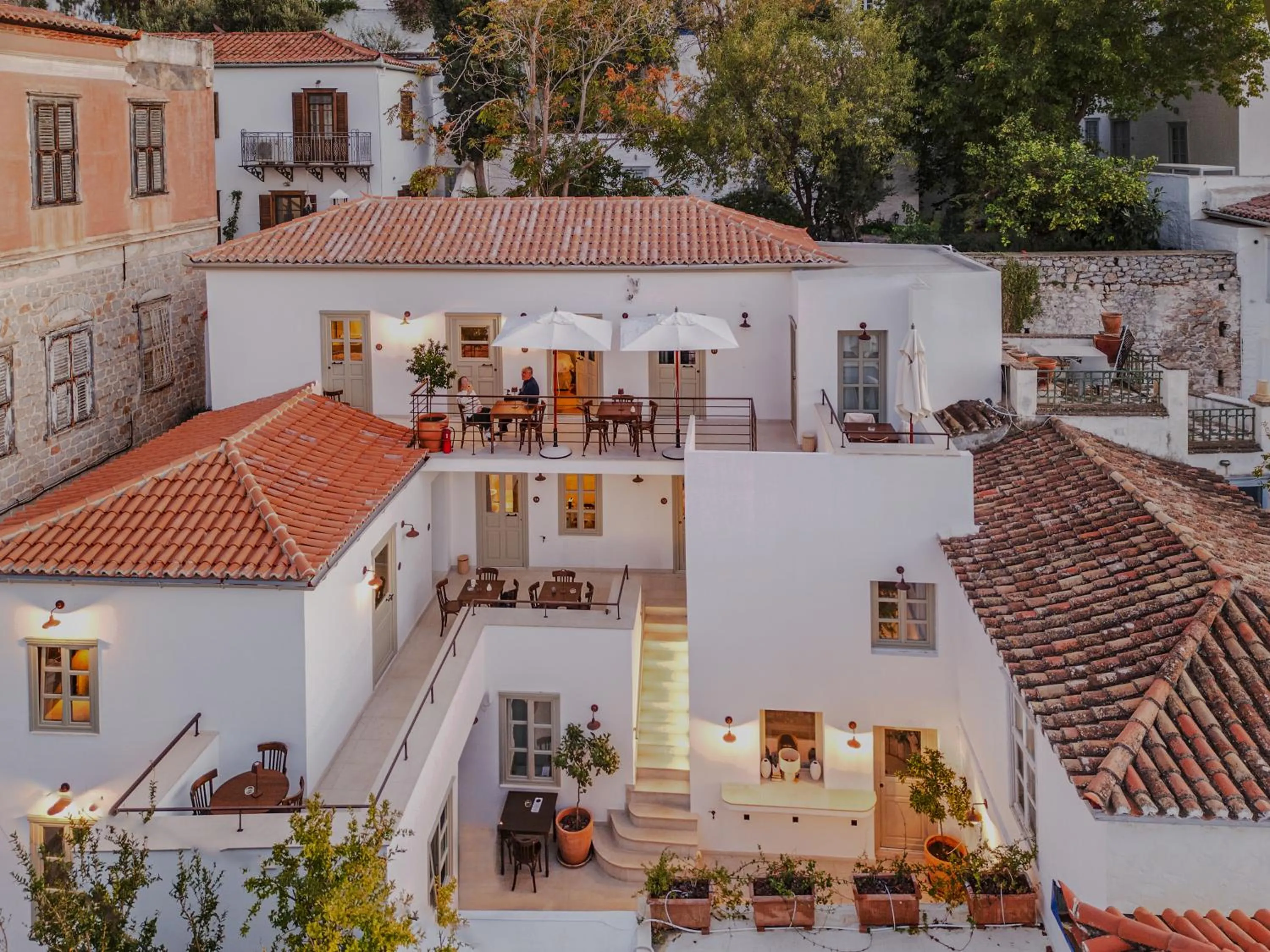 Property building in Maison Muse