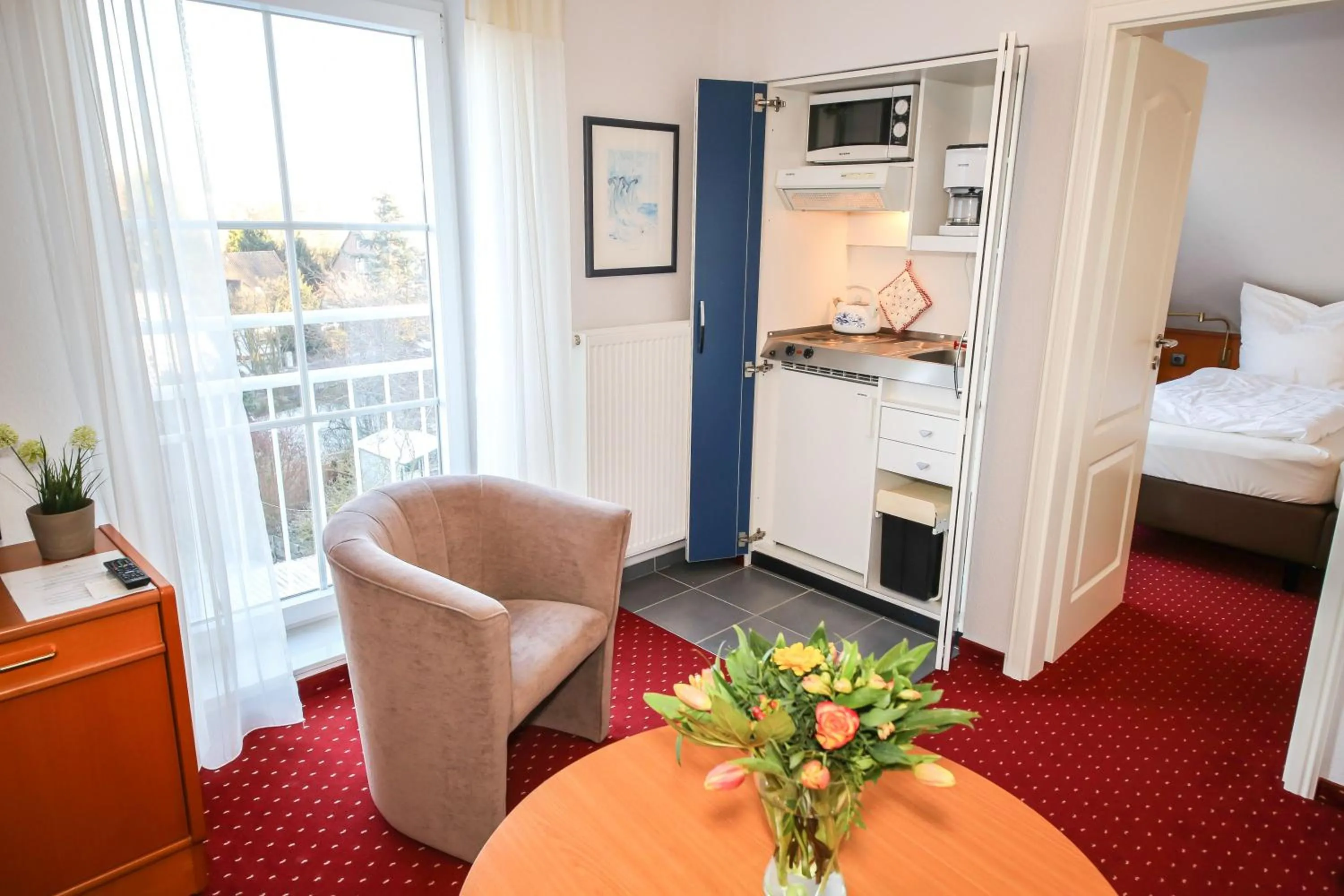 Living room, Bed in 3C-Appartements