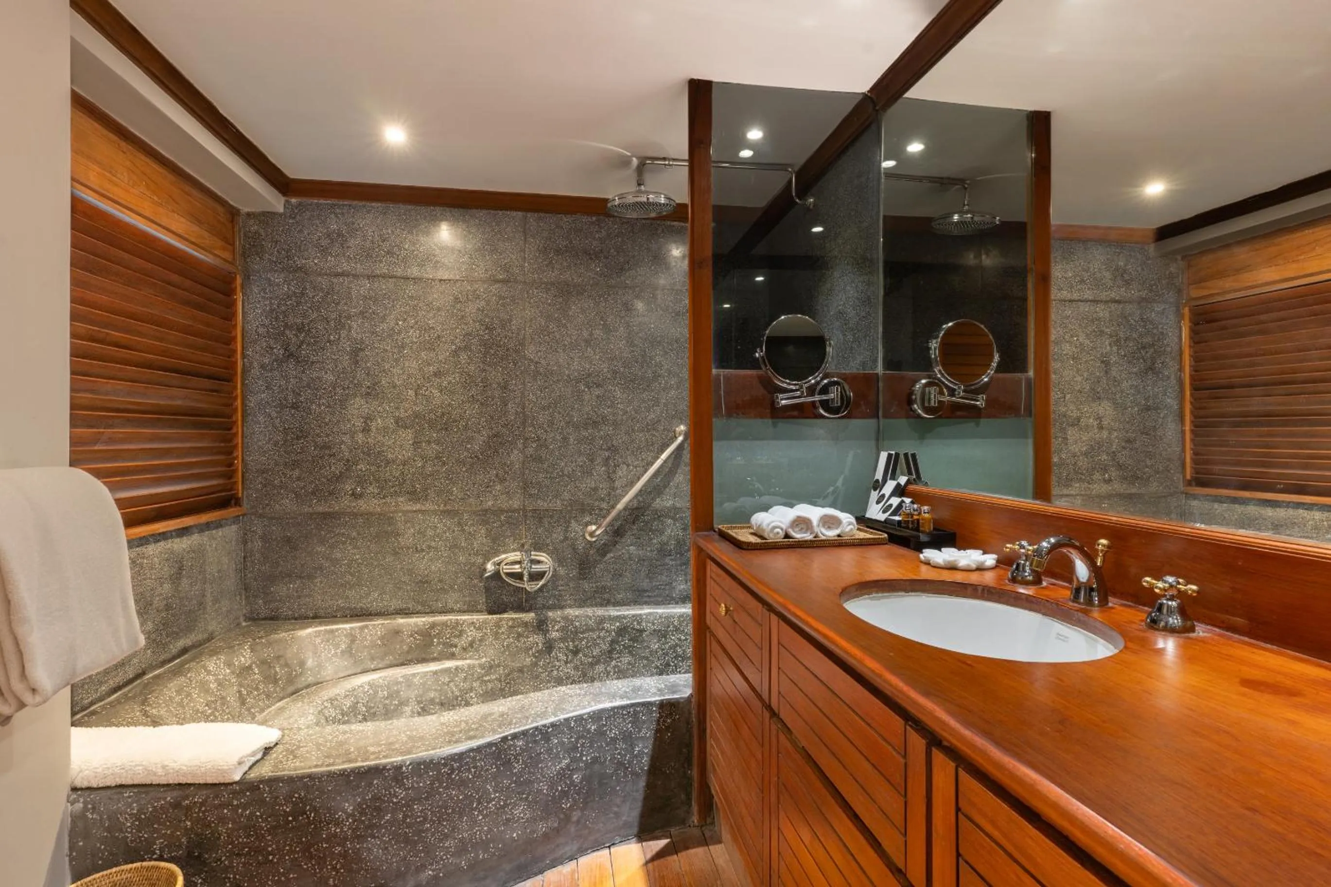 Bathroom in Governor's Residence