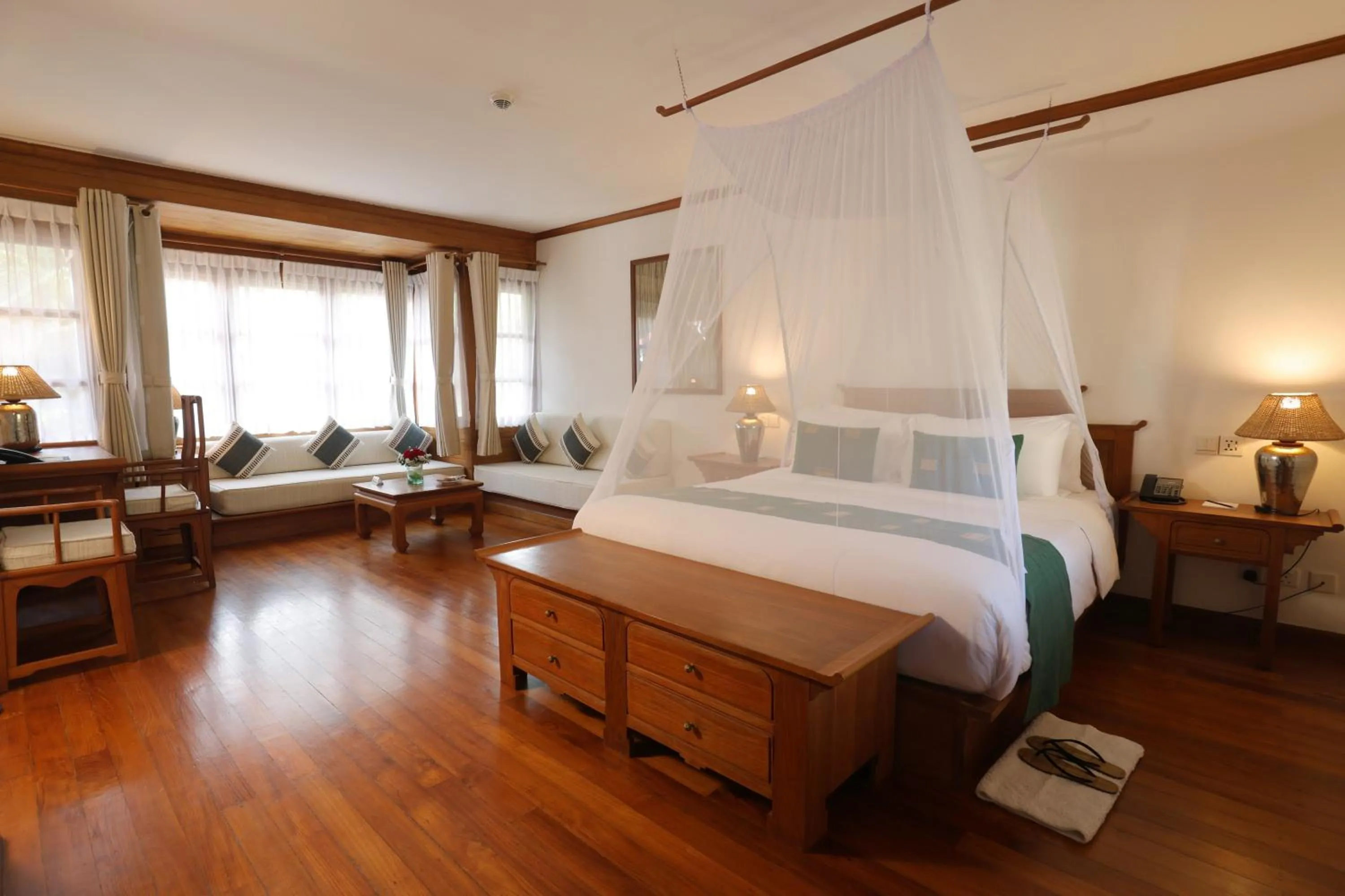 Bedroom, Bed in Governor's Residence