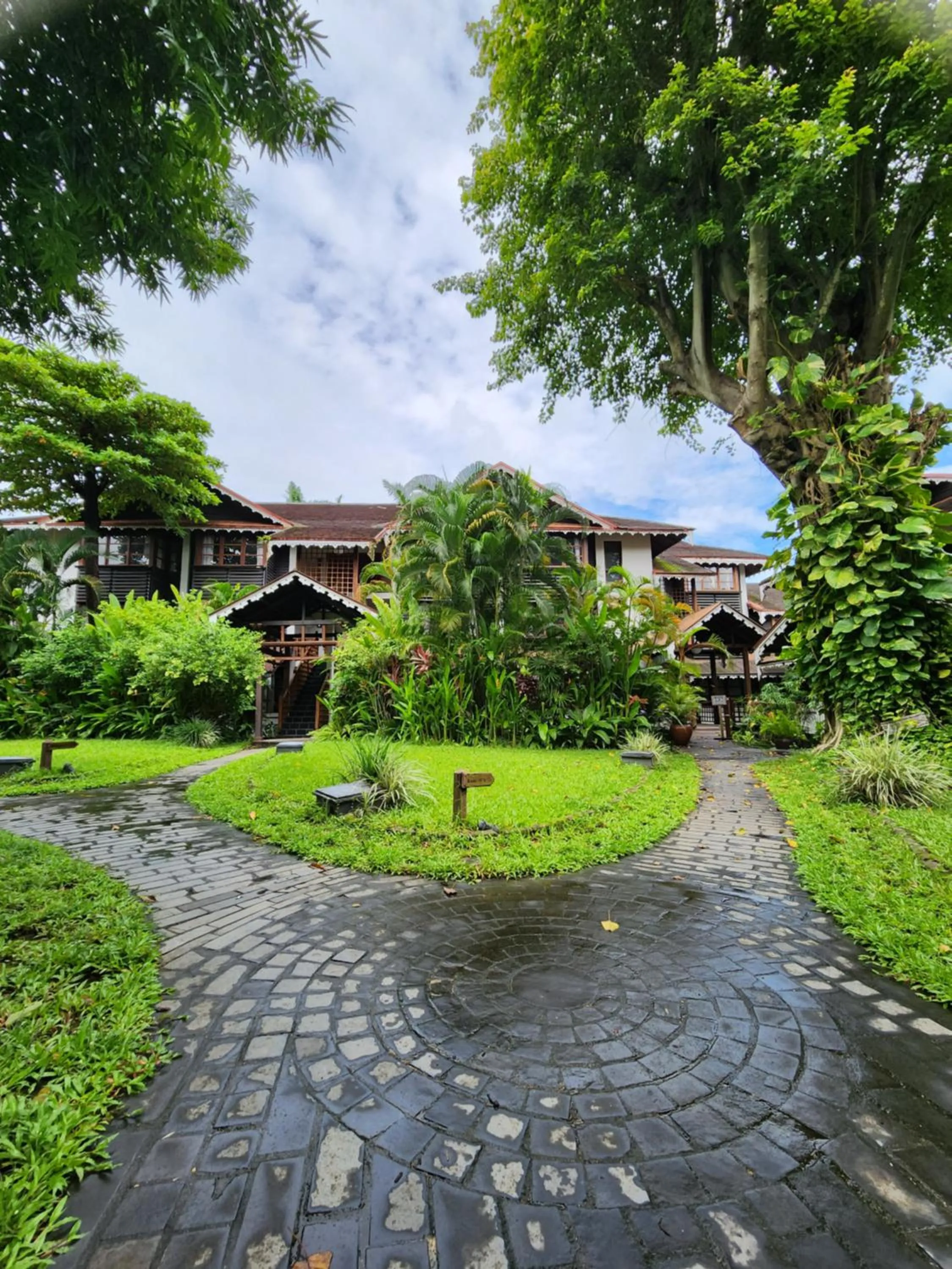 Garden in Governor's Residence