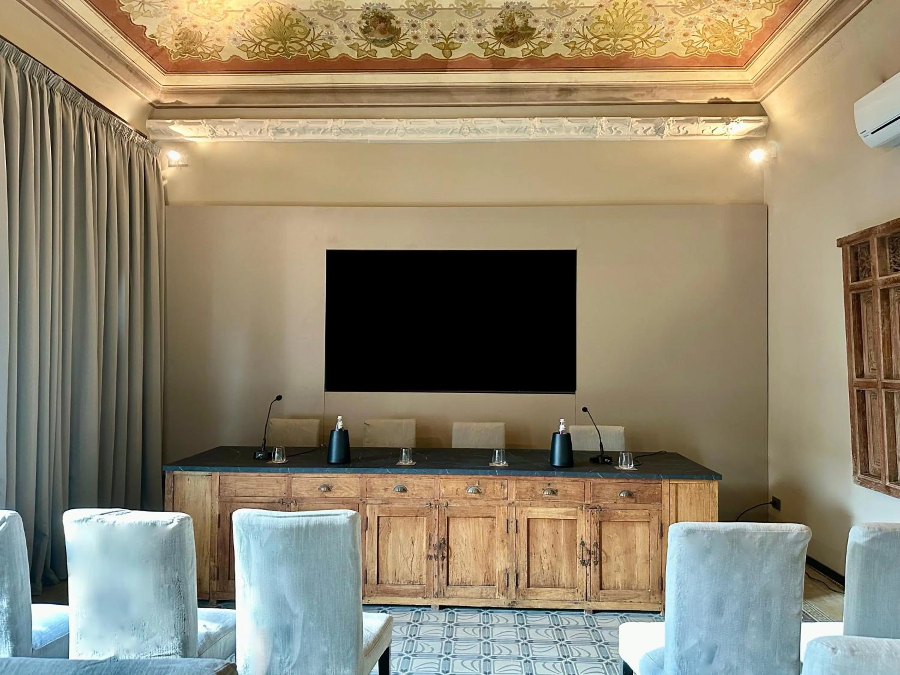 Meeting/conference room in Palazzo Liberty Unique Hotel by Geocharme