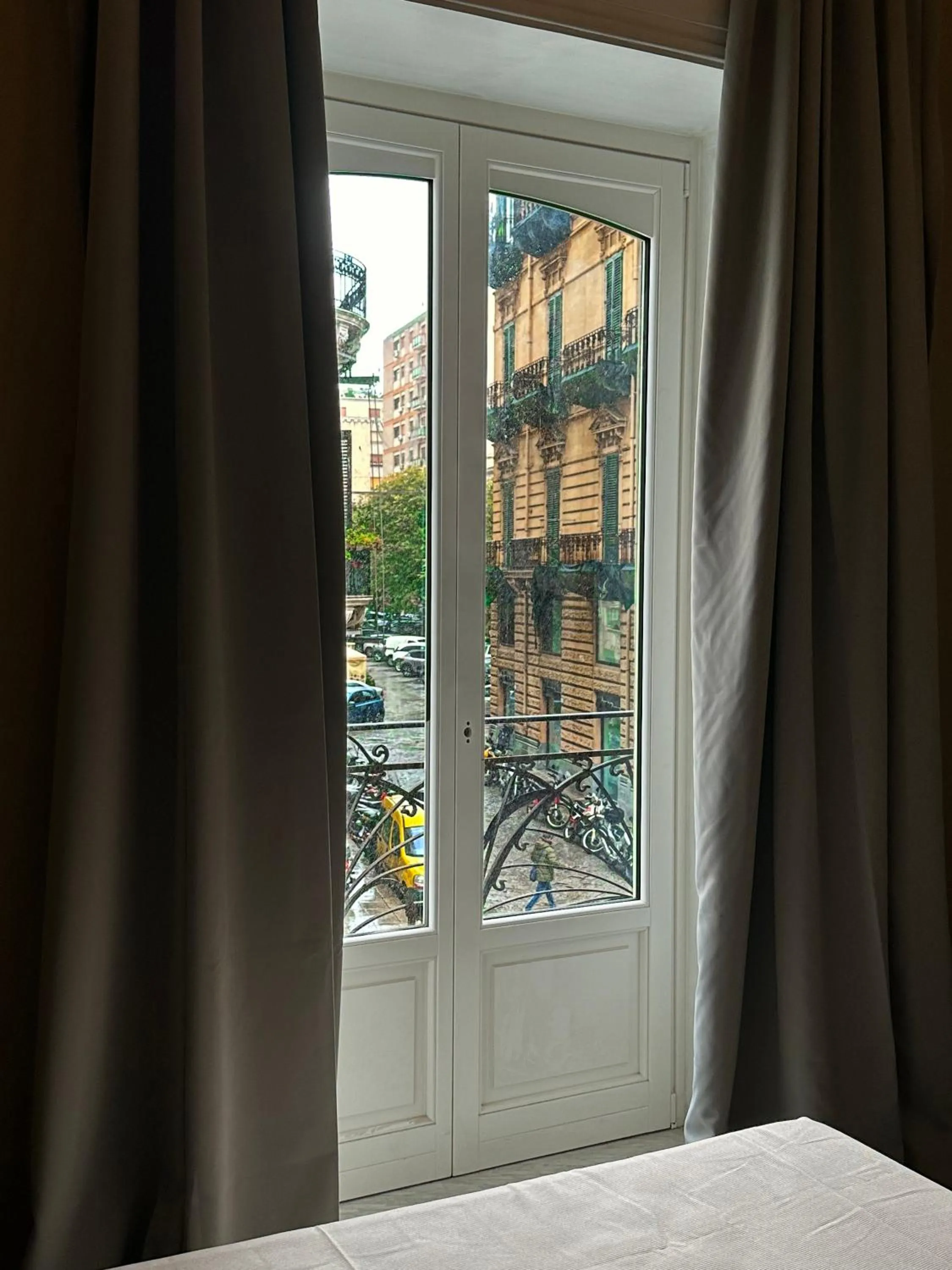 Photo of the whole room in Palazzo Liberty Unique Hotel by Geocharme