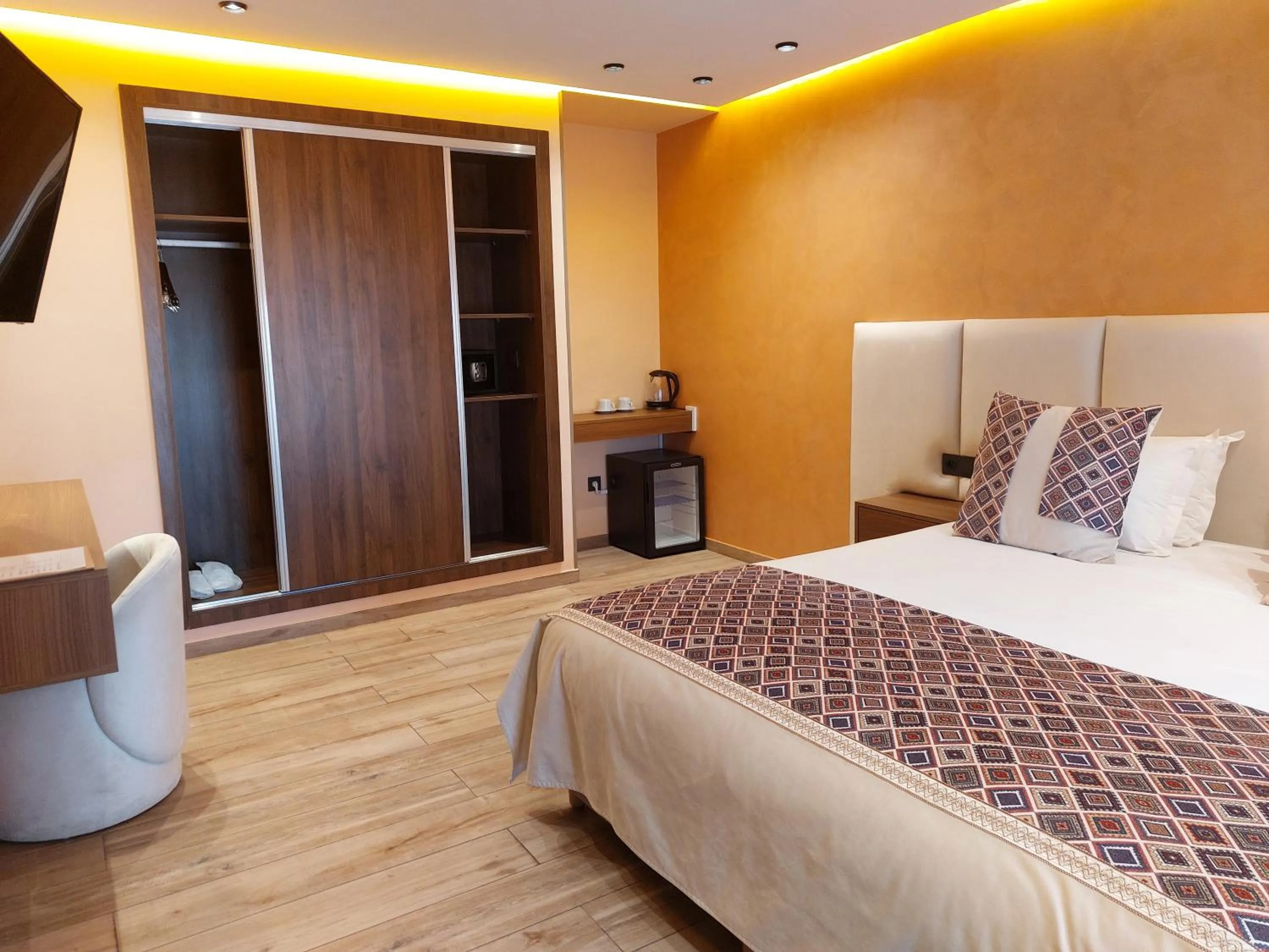 Bed in Swiss Continental Hôtel