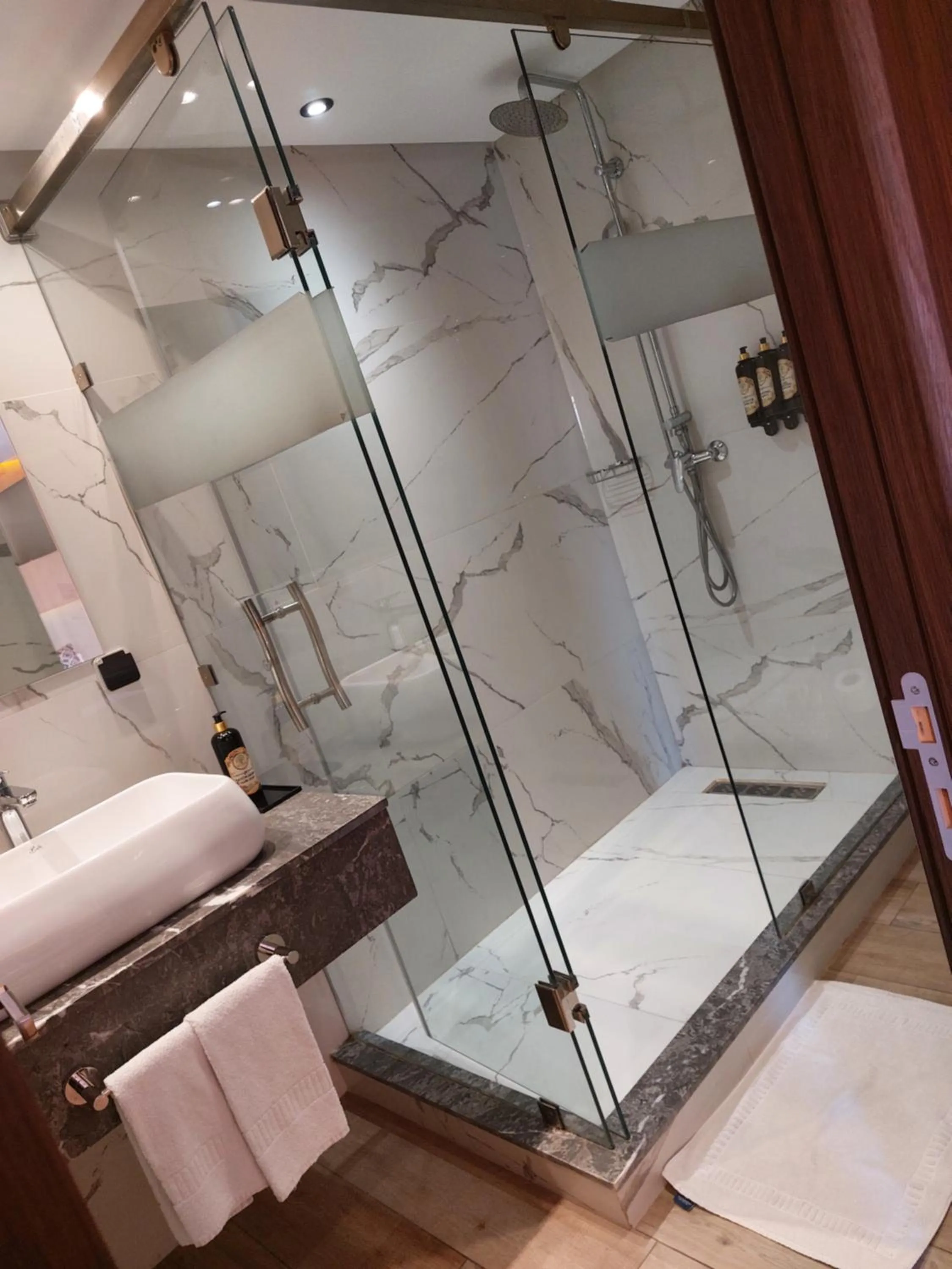 Swiss Continental Hôtel