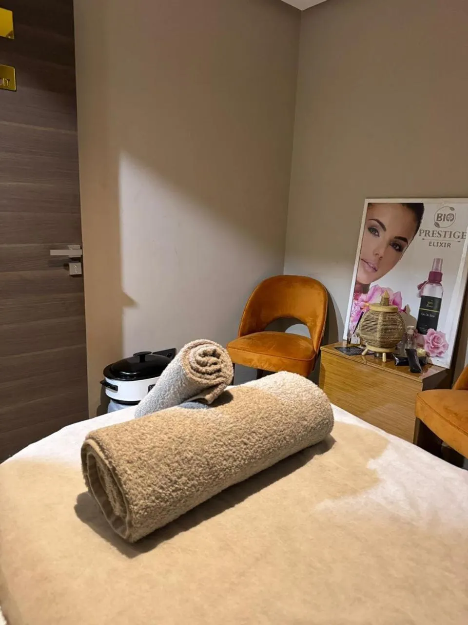 Bed in Swiss Continental Hôtel