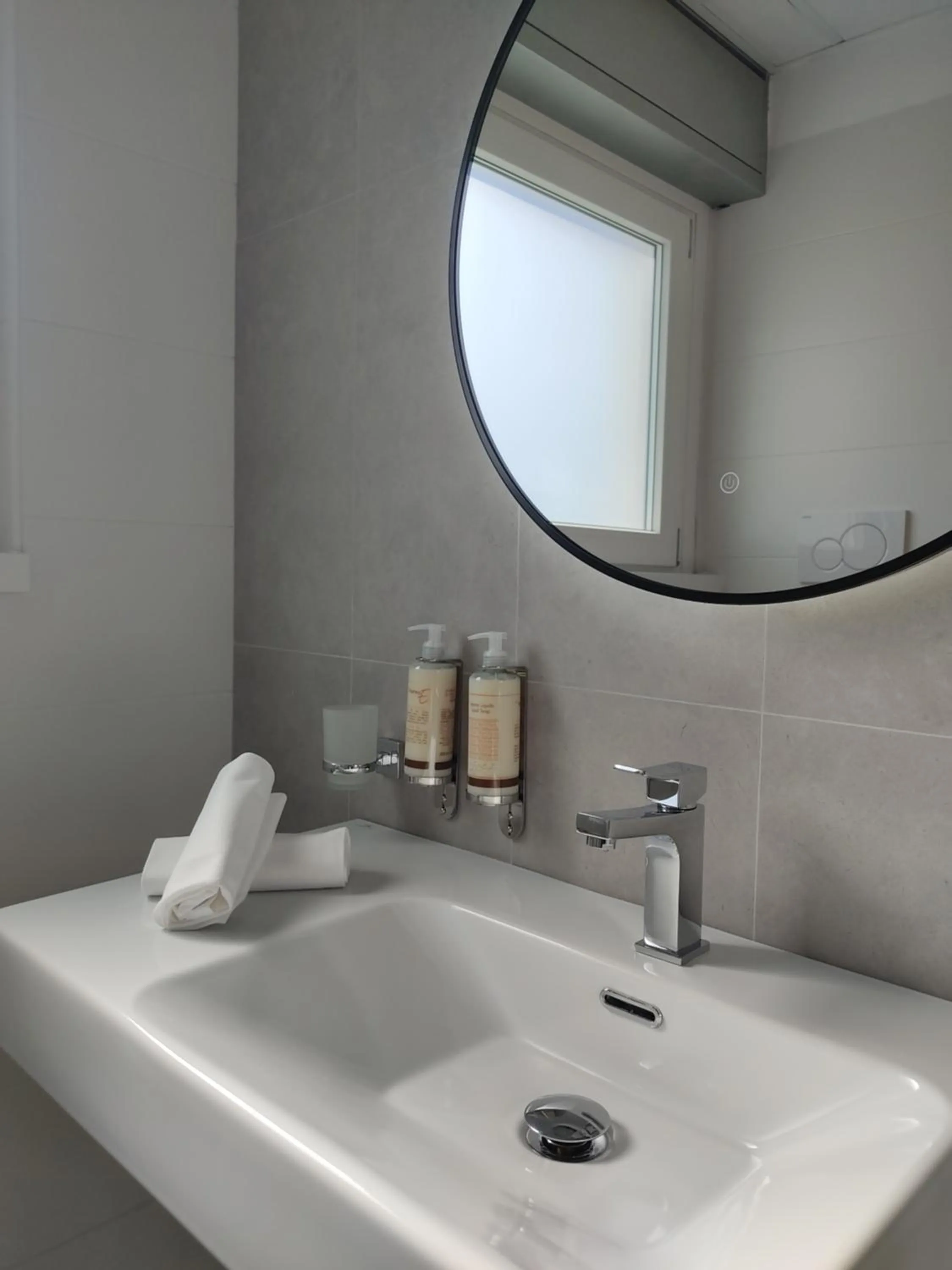 Bathroom in Massimi City Garden