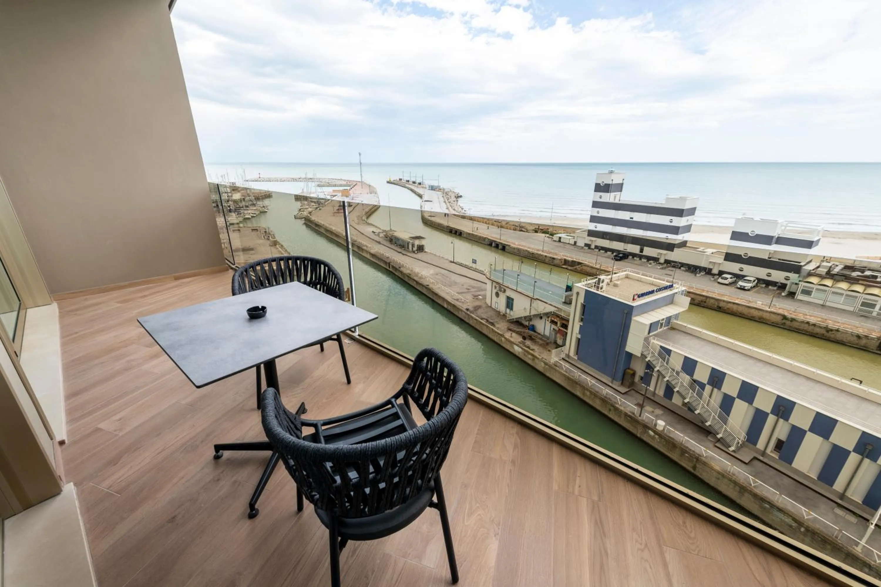 Balcony/Terrace in Visionair Suites & SPA-Room Only e Honesty Bar