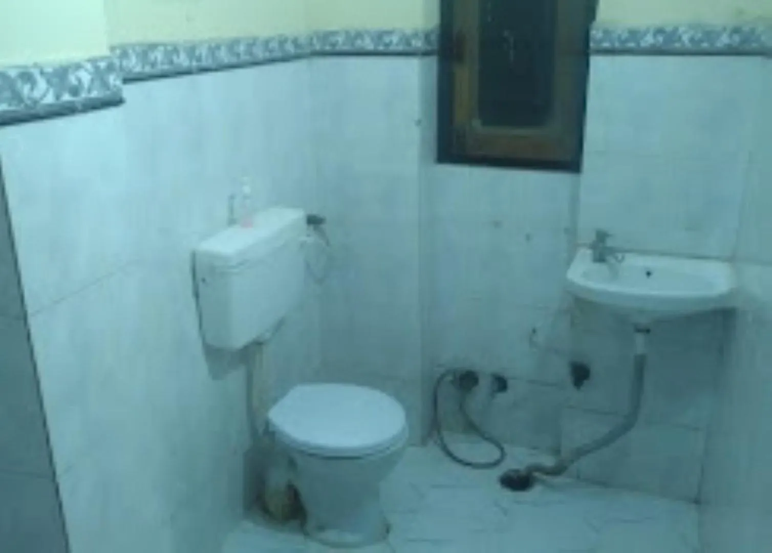 Toilet in Muskan Hotel , Mathura