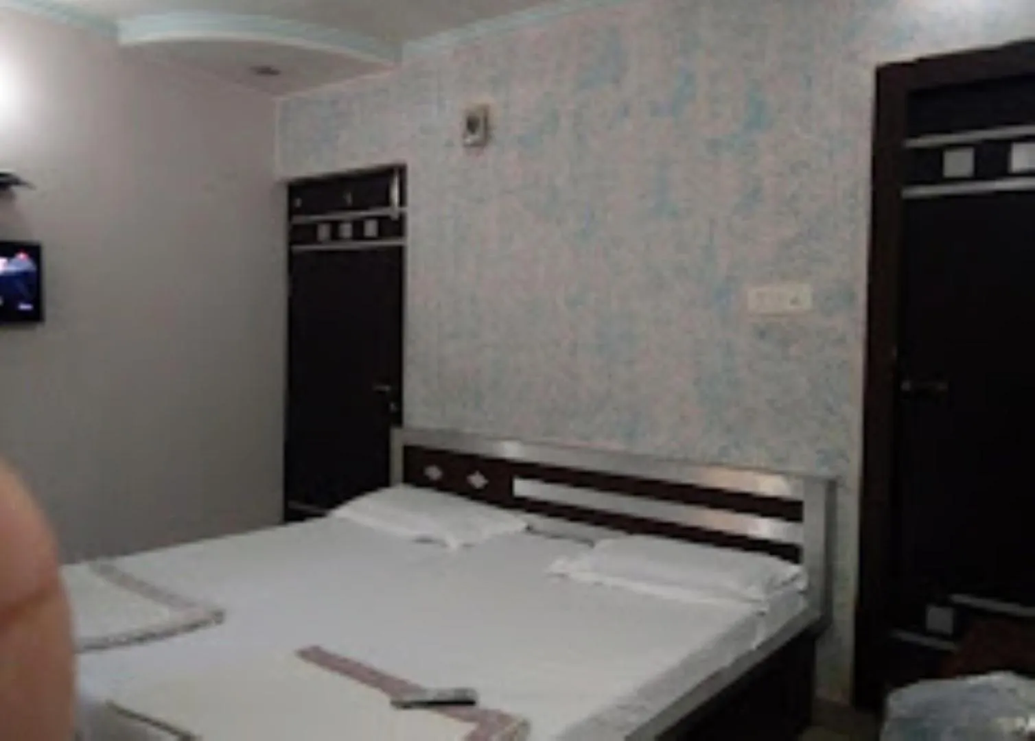Bed in Muskan Hotel , Mathura