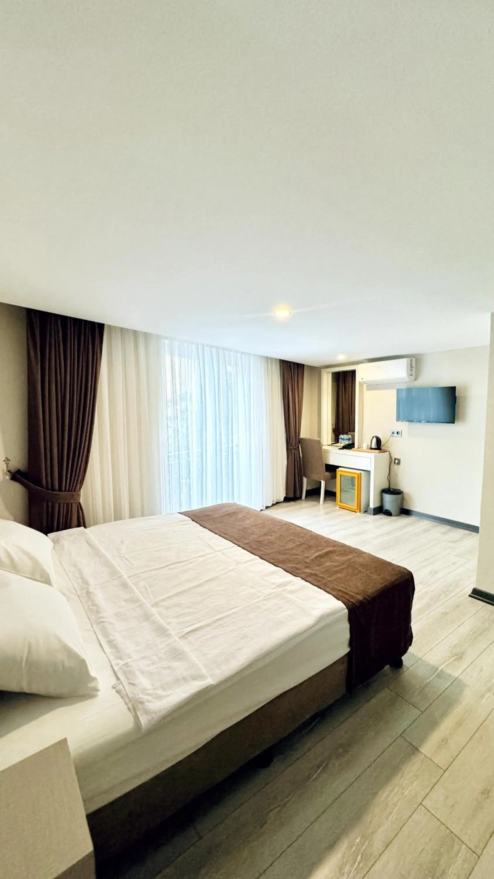 Photo of the whole room, Bed in Toprak City Hotel Antalya