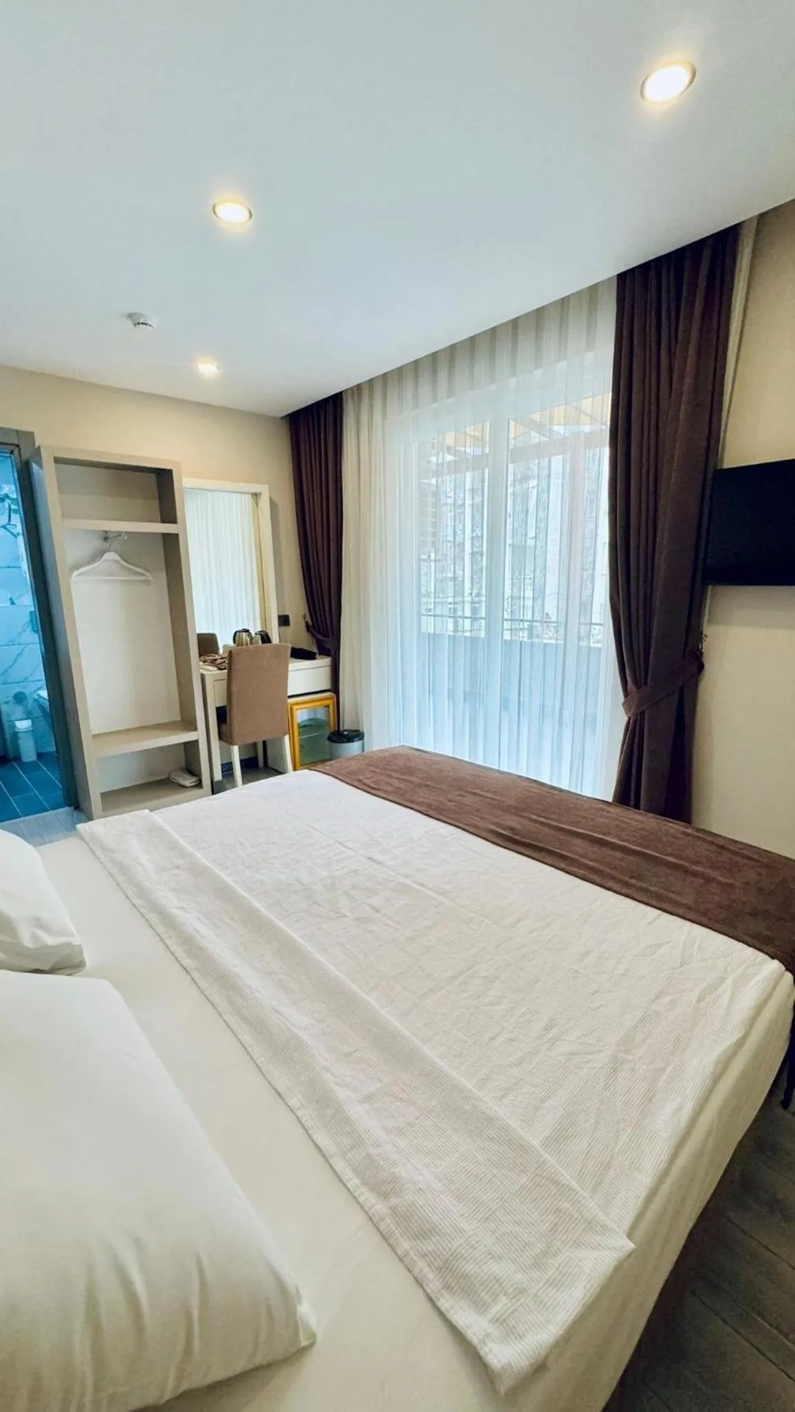 TV and multimedia, Bed in Toprak City Hotel Antalya