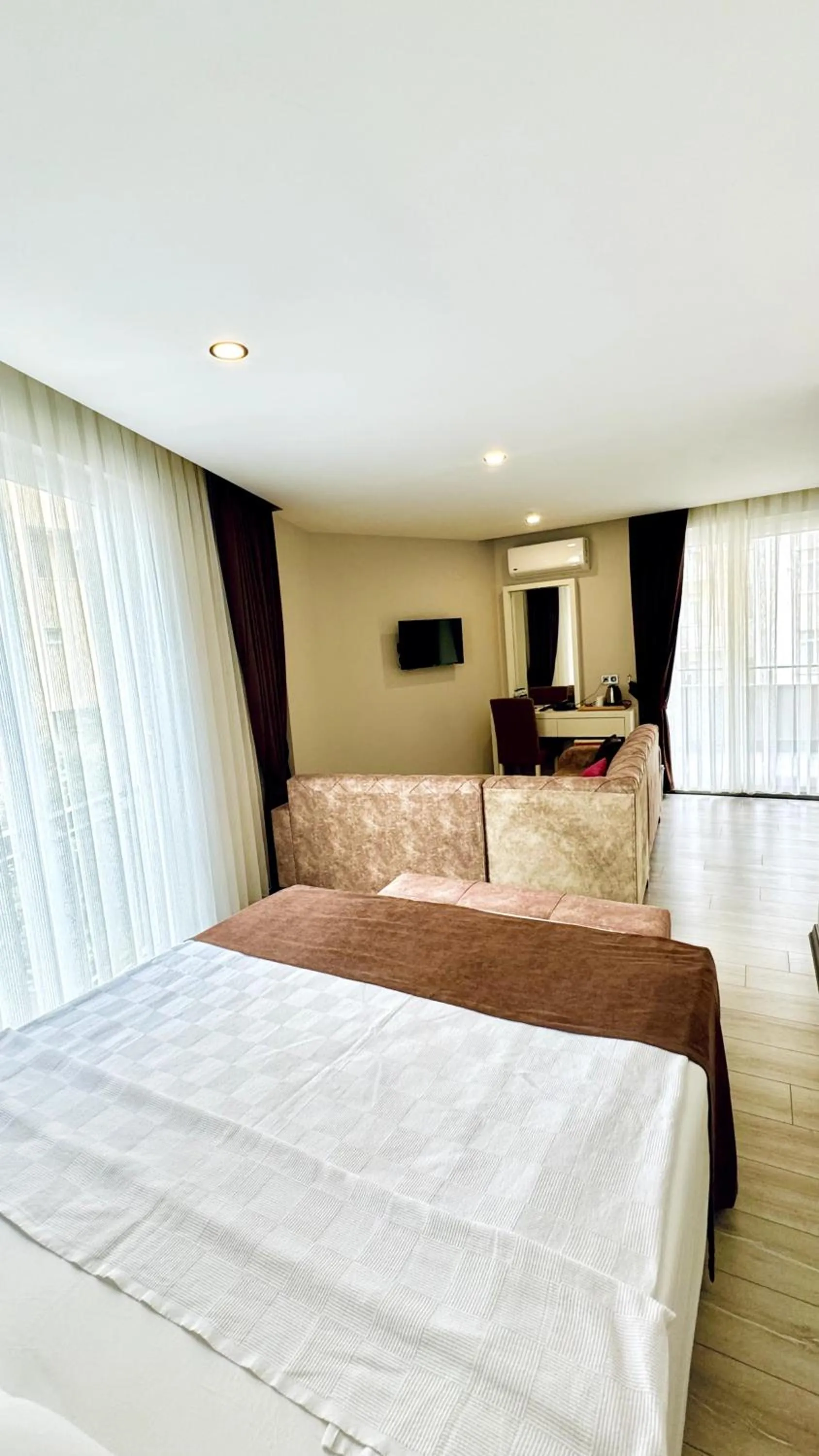 Bed in Toprak City Hotel Antalya