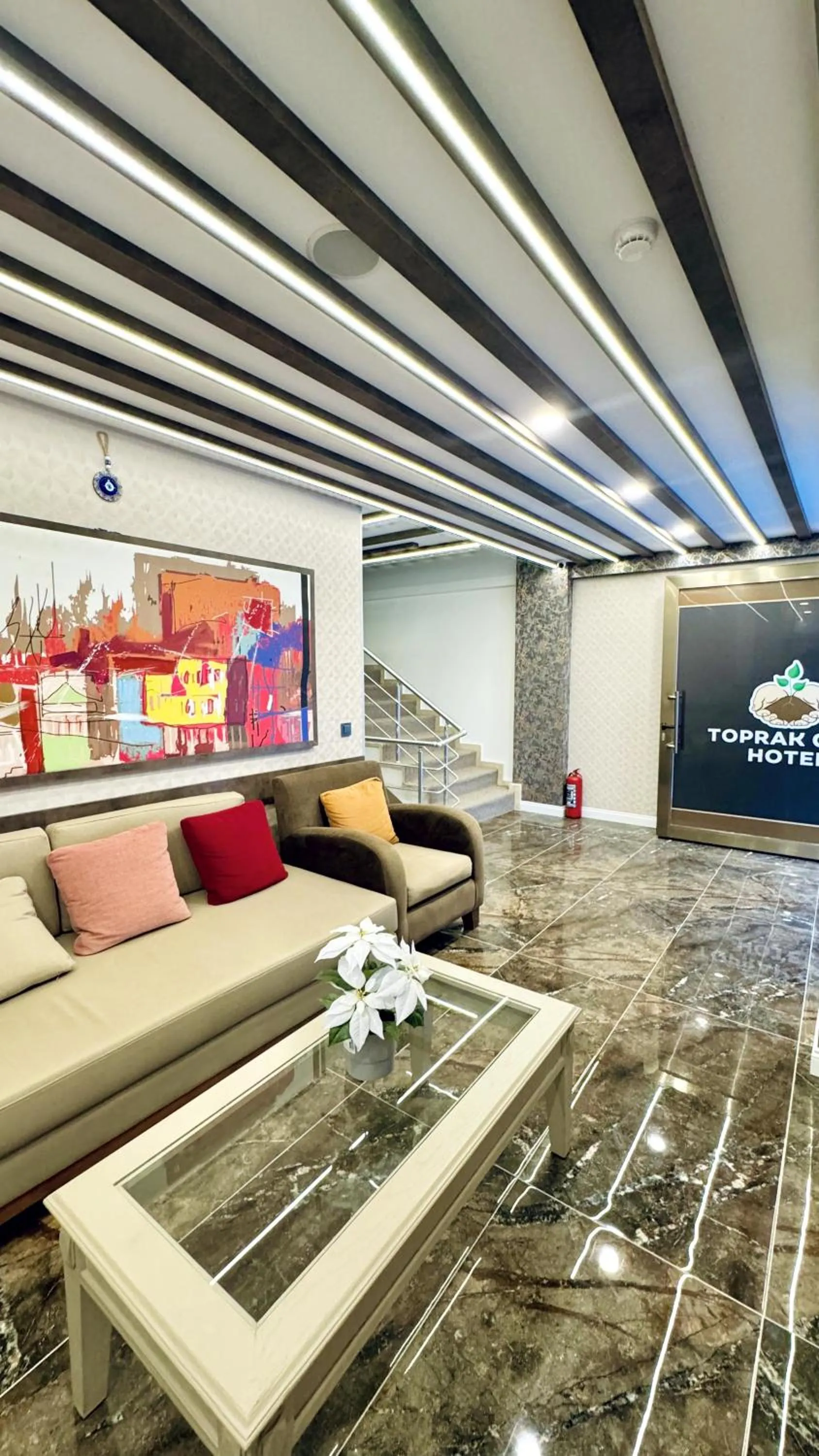 Lobby or reception in Toprak City Hotel Antalya