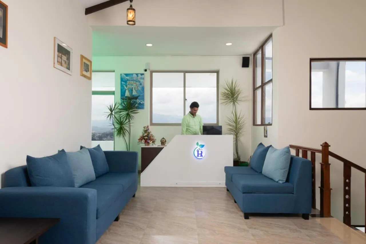 Hill Paradise Hanthana