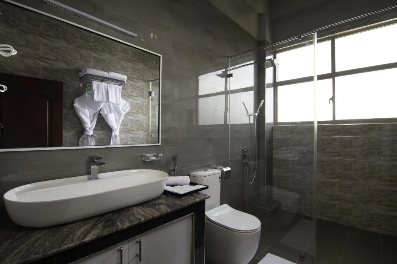 Hill Paradise Hanthana