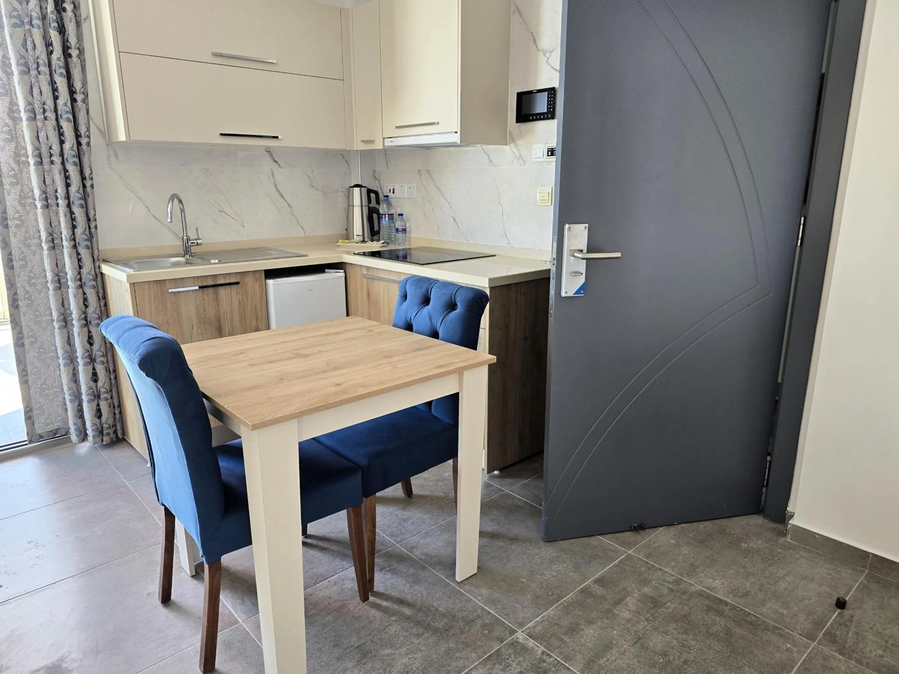 Dining area in Nurel Shark Residence