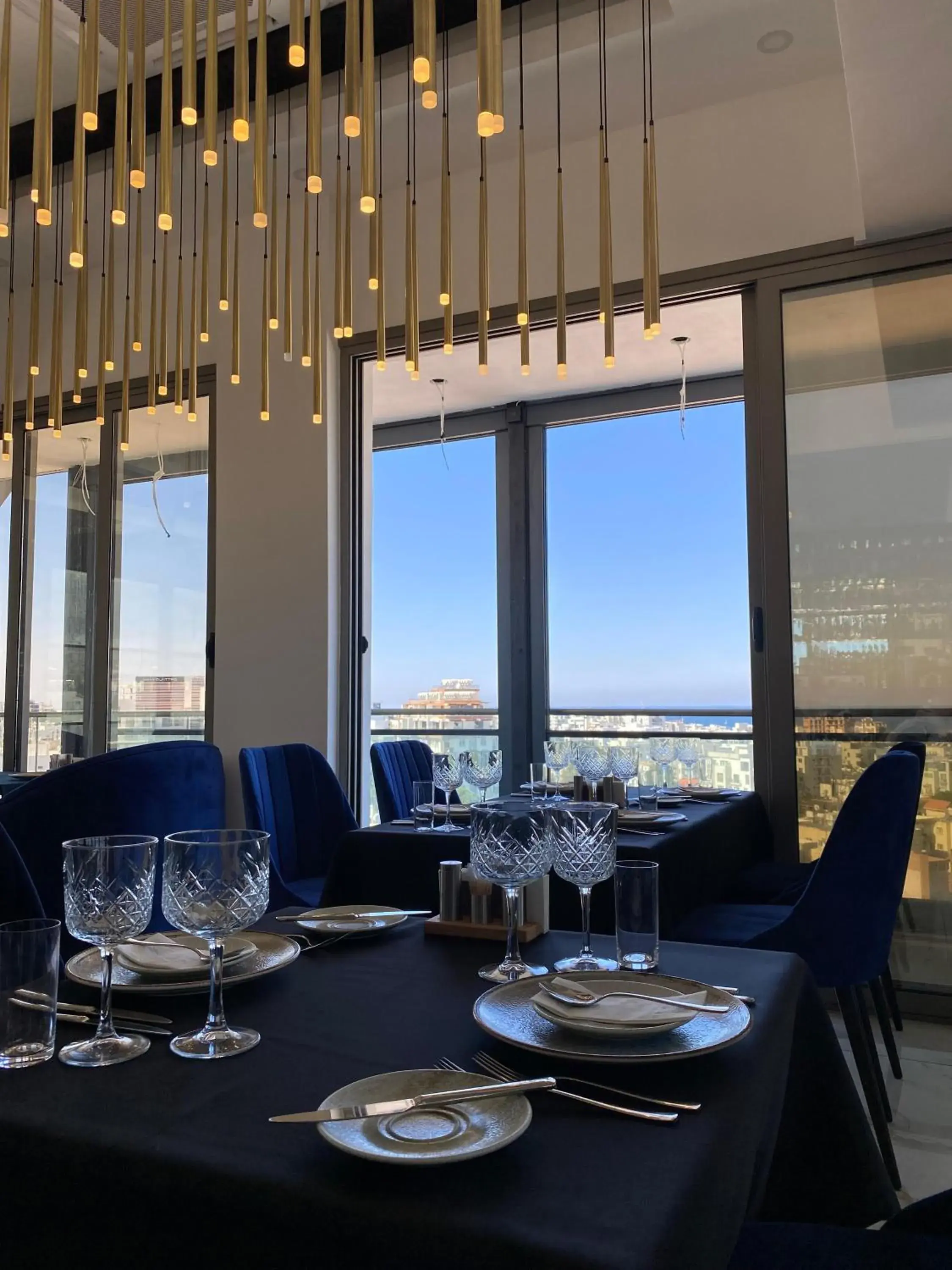 Restaurant/places to eat in Nurel Shark Residence Restaurant/places to eat in Nurel Shark Residence