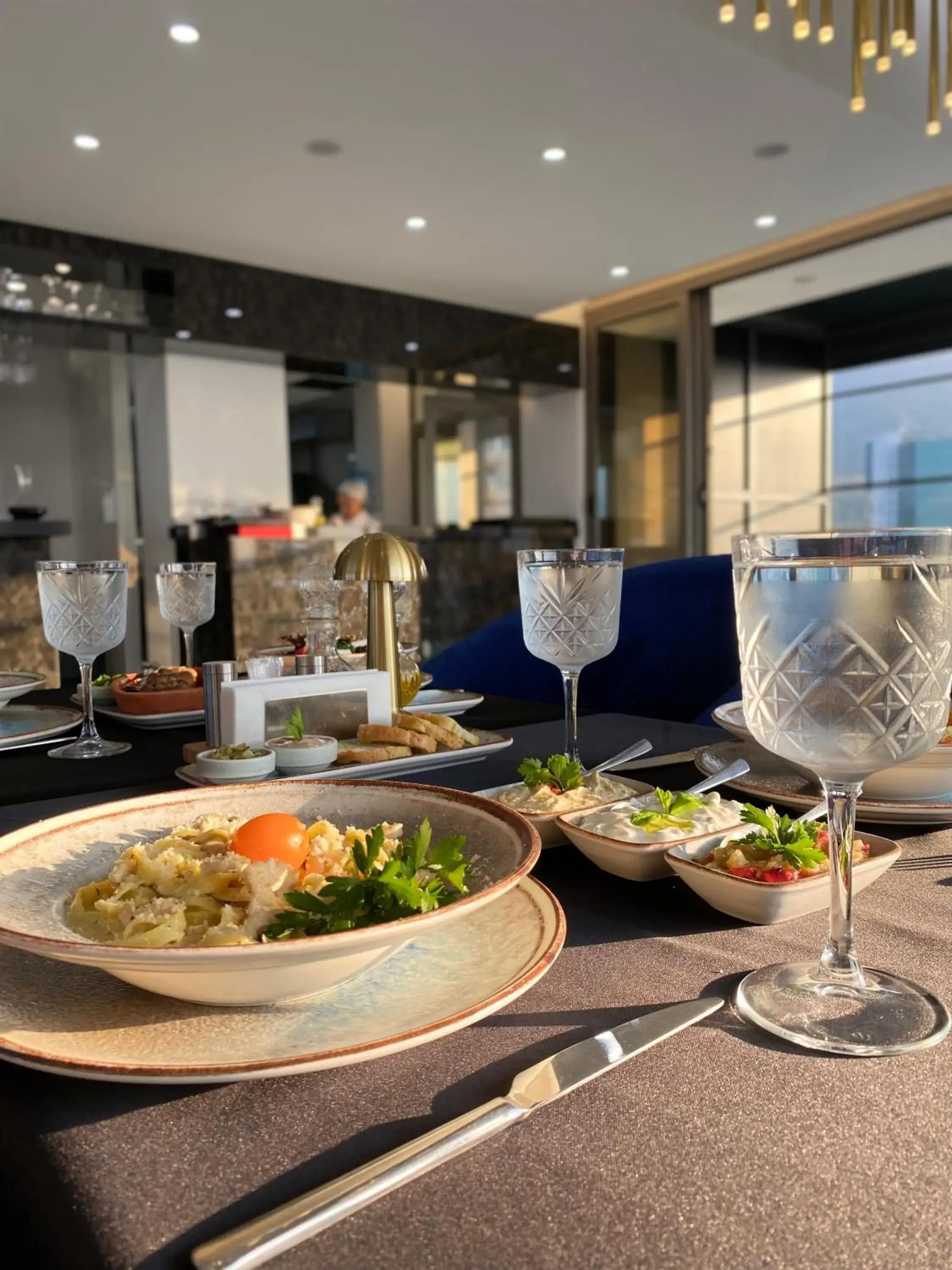 Restaurant/places to eat in Nurel Shark Residence Restaurant/places to eat in Nurel Shark Residence