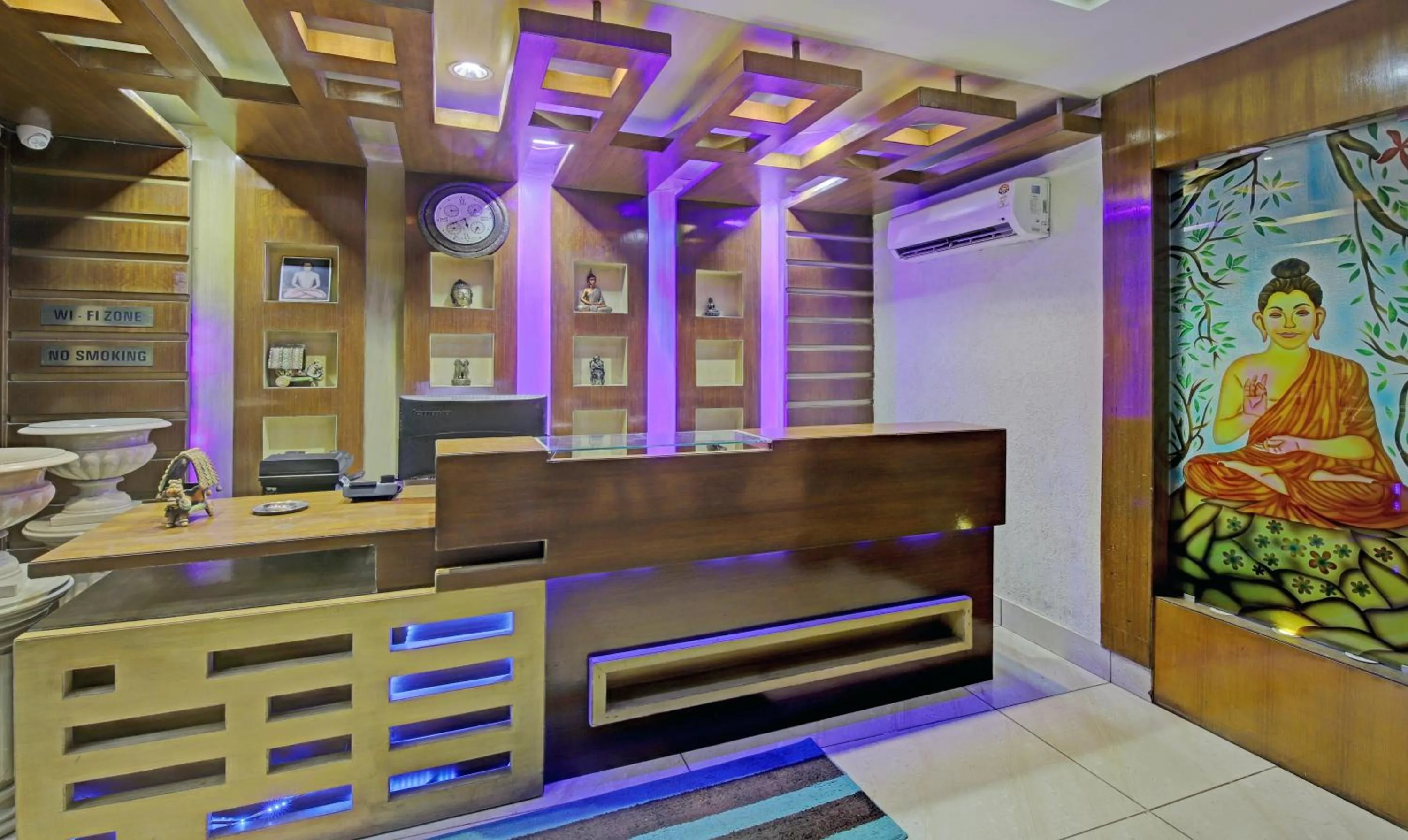 Lobby or reception in Treebo Archie Regency