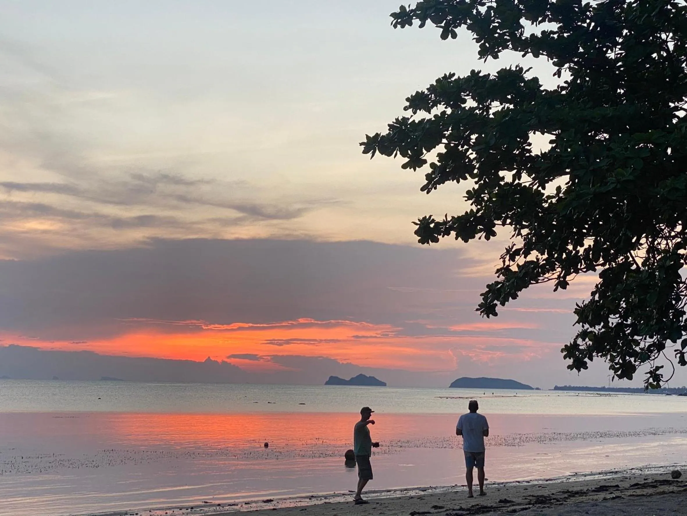 Rainbow Bungalow Haadrin Koh Phangan