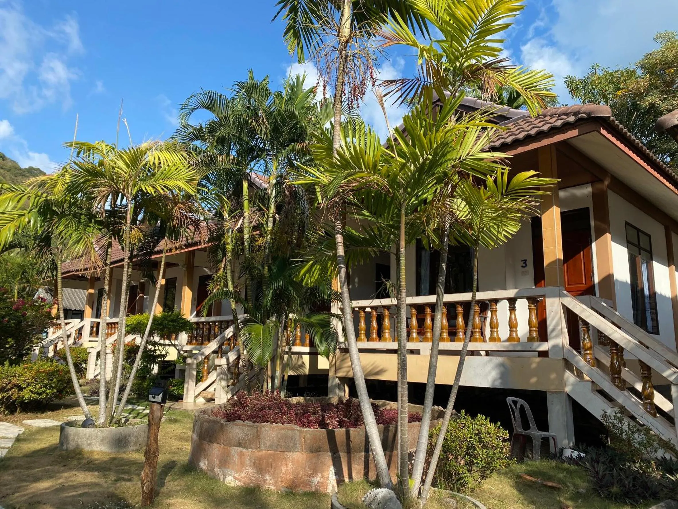 Rainbow Bungalow Haadrin Koh Phangan