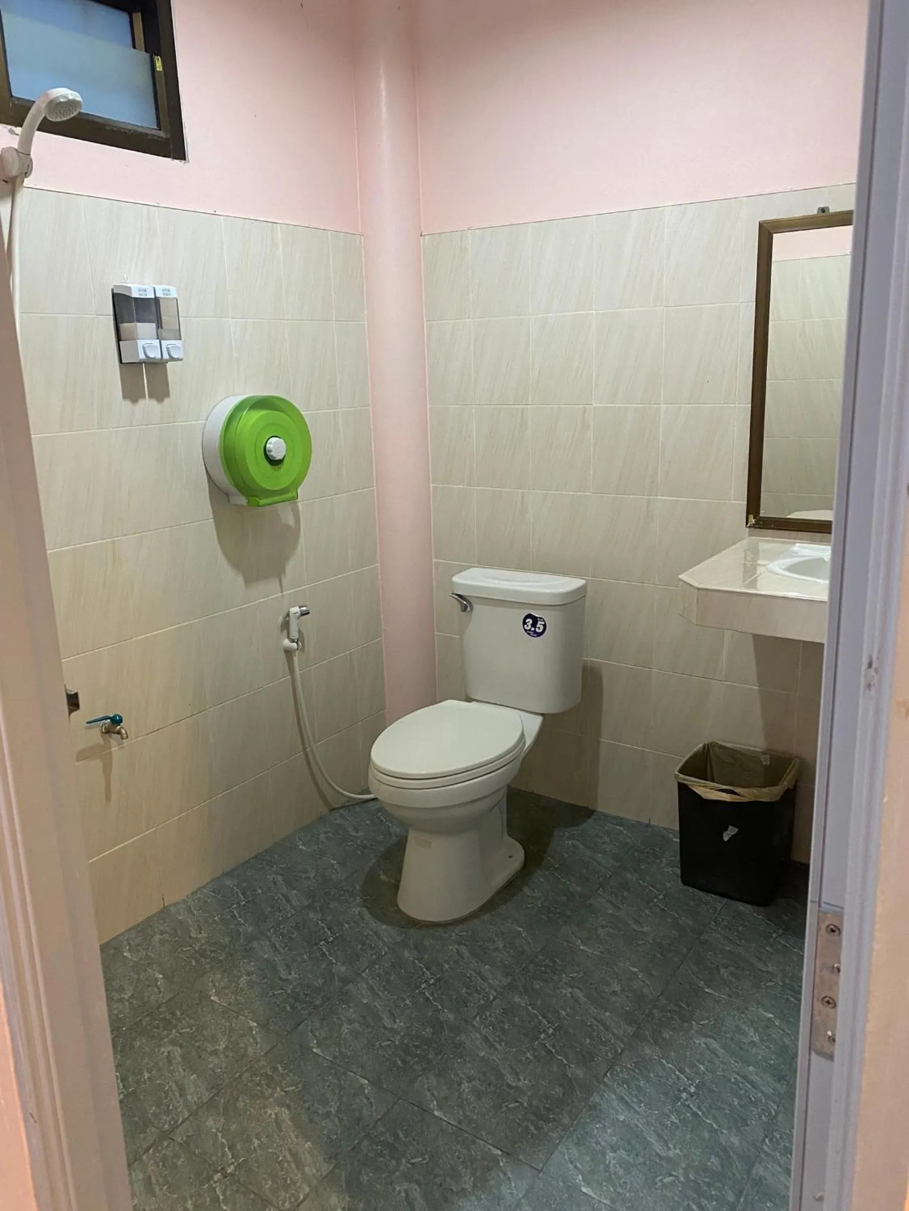 Rainbow Bungalow Haadrin Koh Phangan