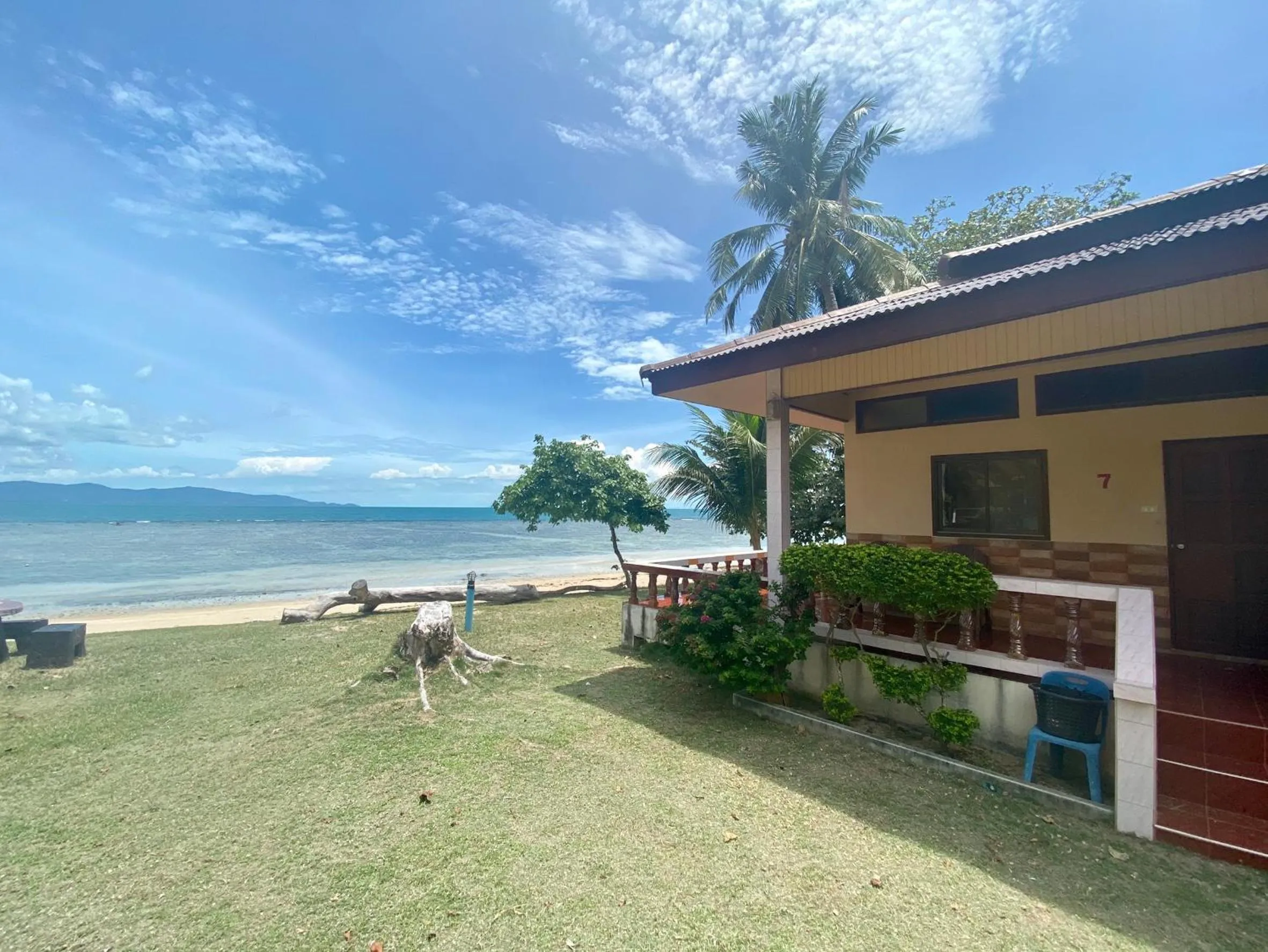 Property building in Rainbow Bungalow Haadrin Koh Phangan