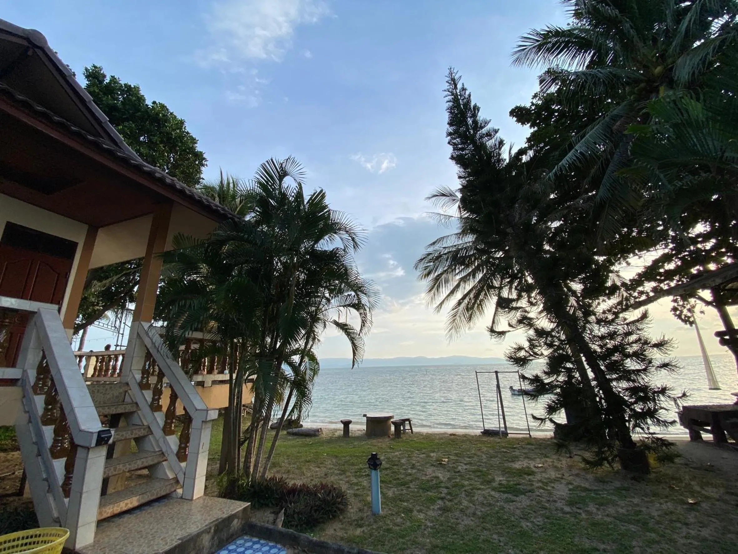 Rainbow Bungalow Haadrin Koh Phangan