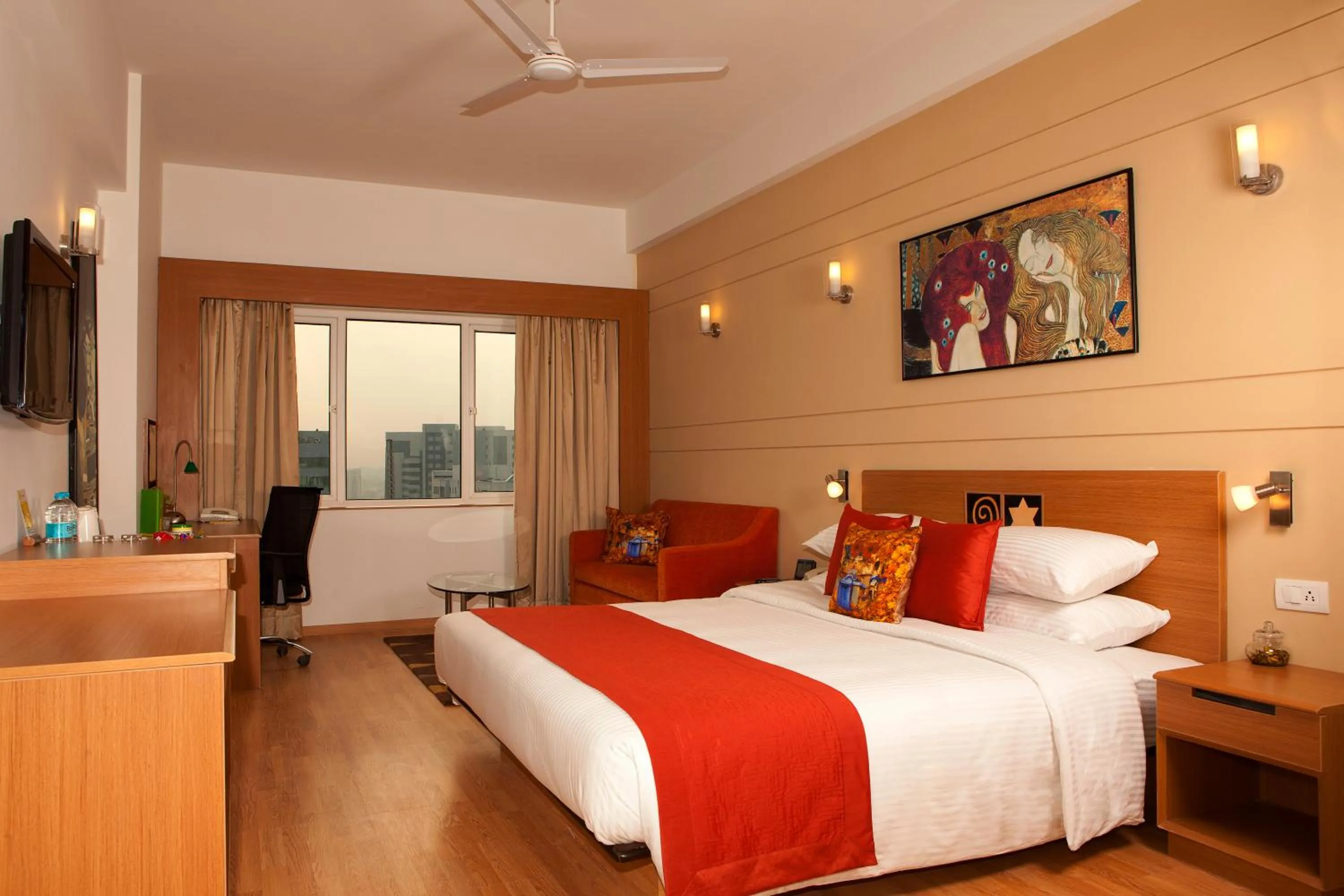 Photo of the whole room, Bed in Lemon Tree Hotel, Gachibowli, Hyderabad