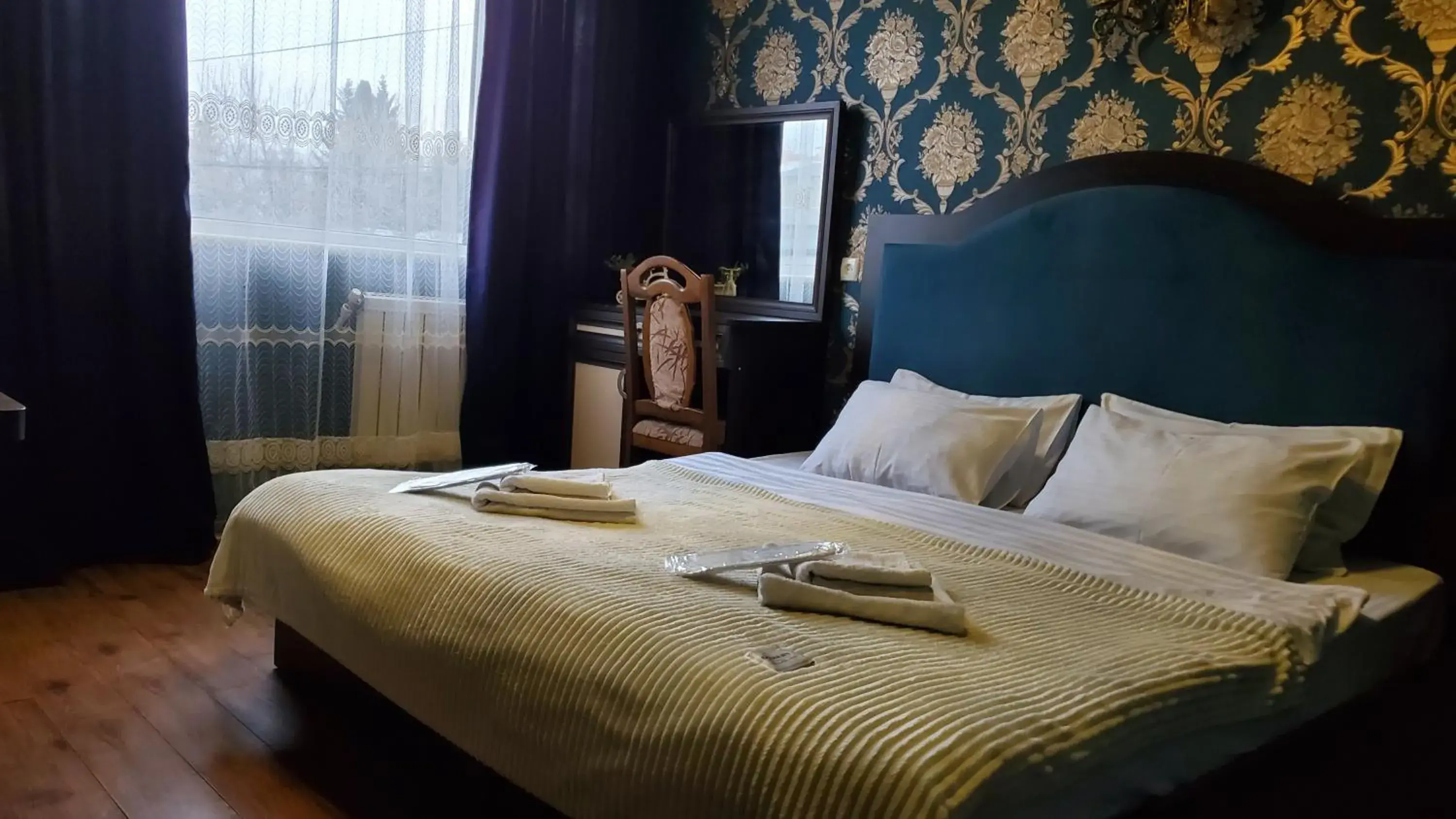 Suite with Terrace in Hotel Antalia Suite with Terrace in Hotel Antalia