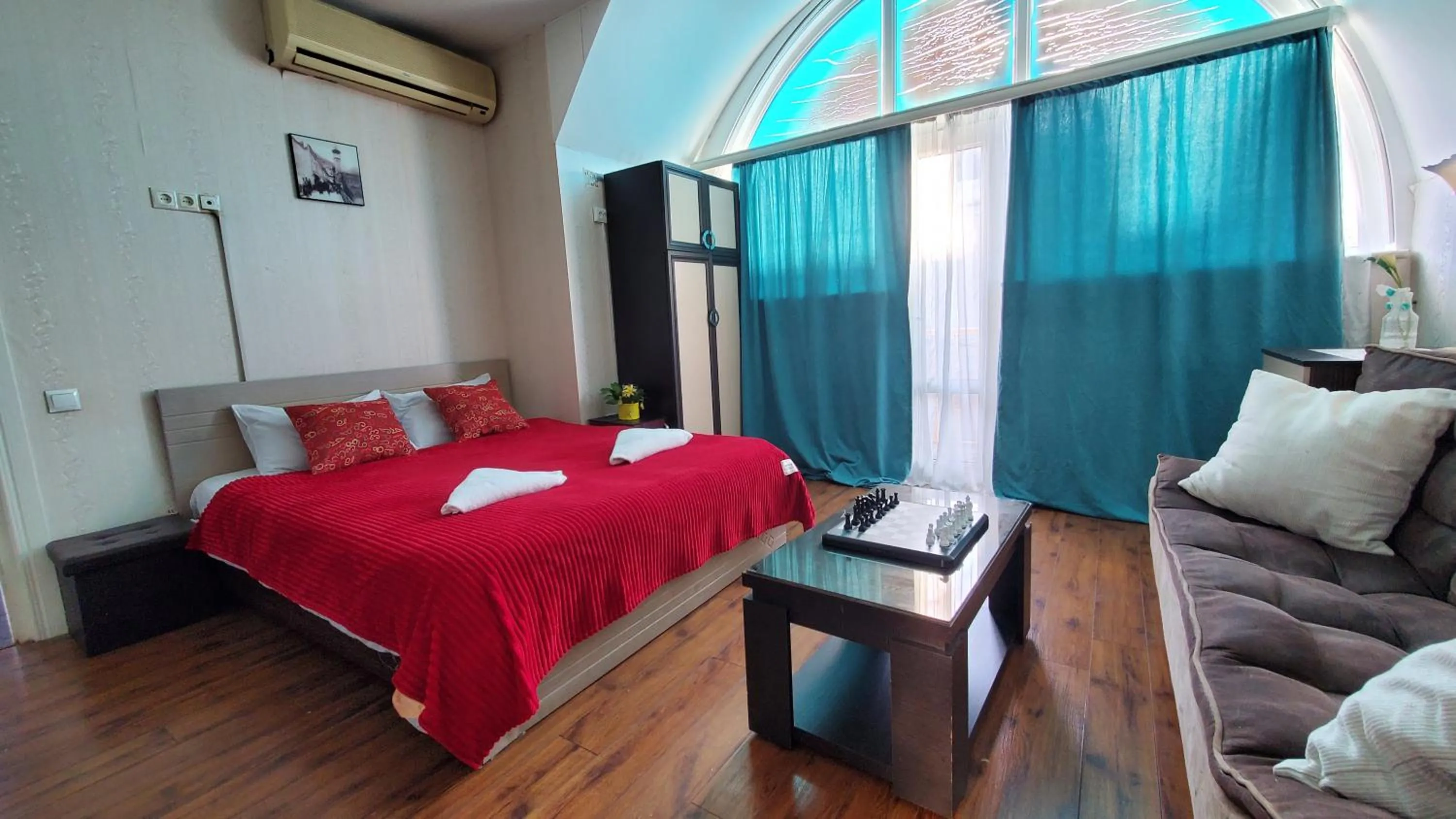 Bed in Hotel Antalia