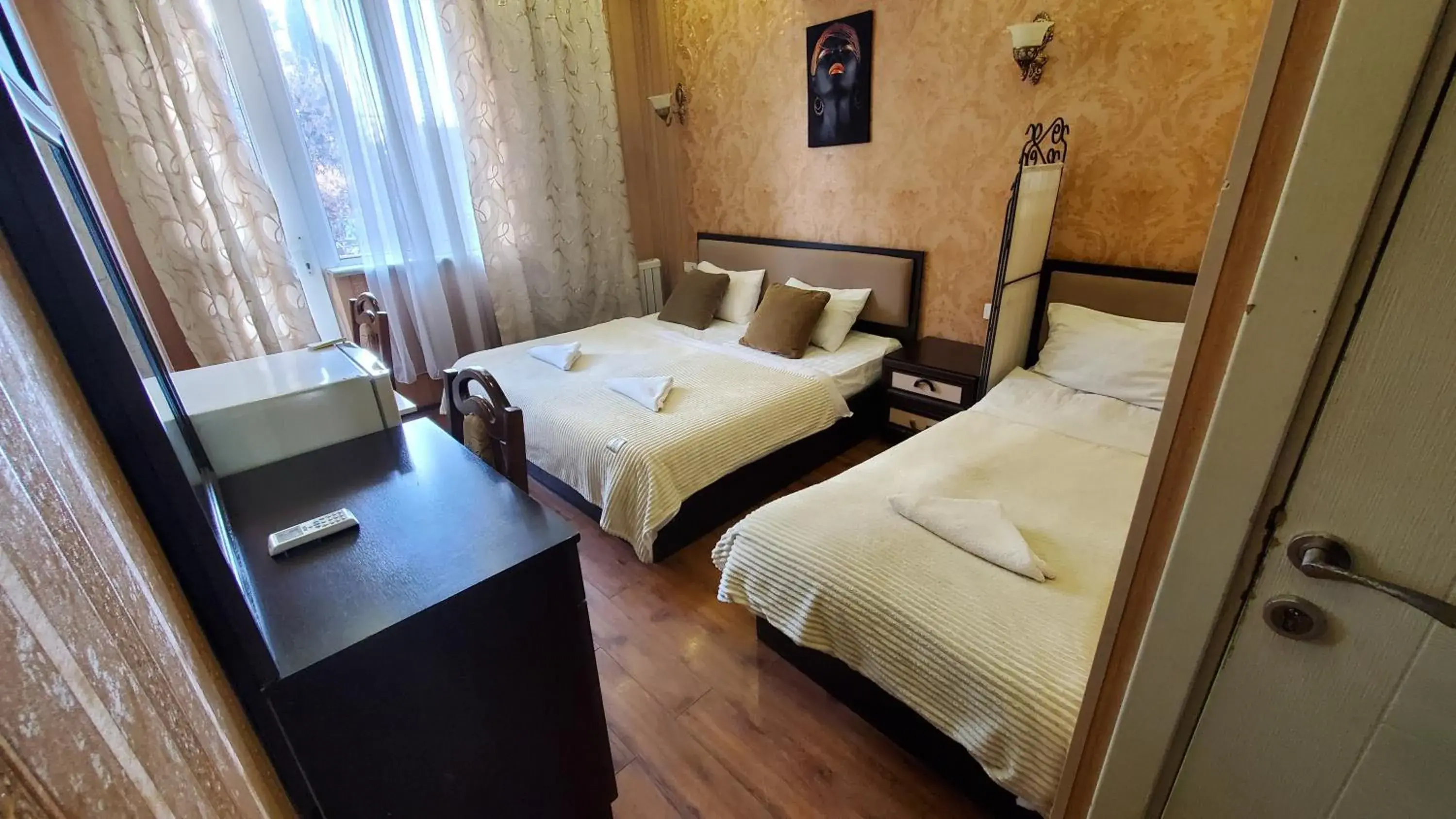 Triple Room in Hotel Antalia Triple Room in Hotel Antalia