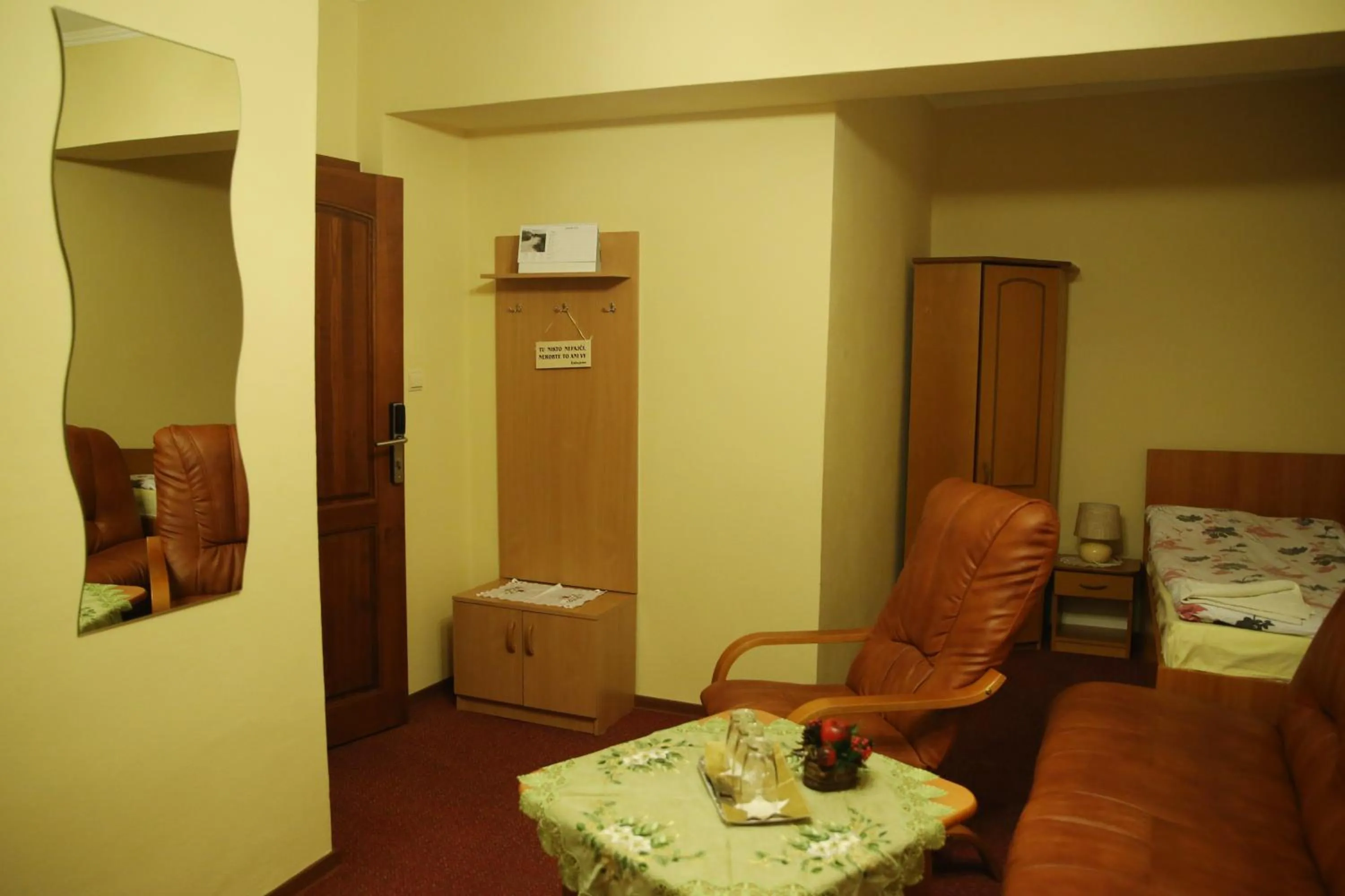 Photo of the whole room, Bed in Motel Orgován