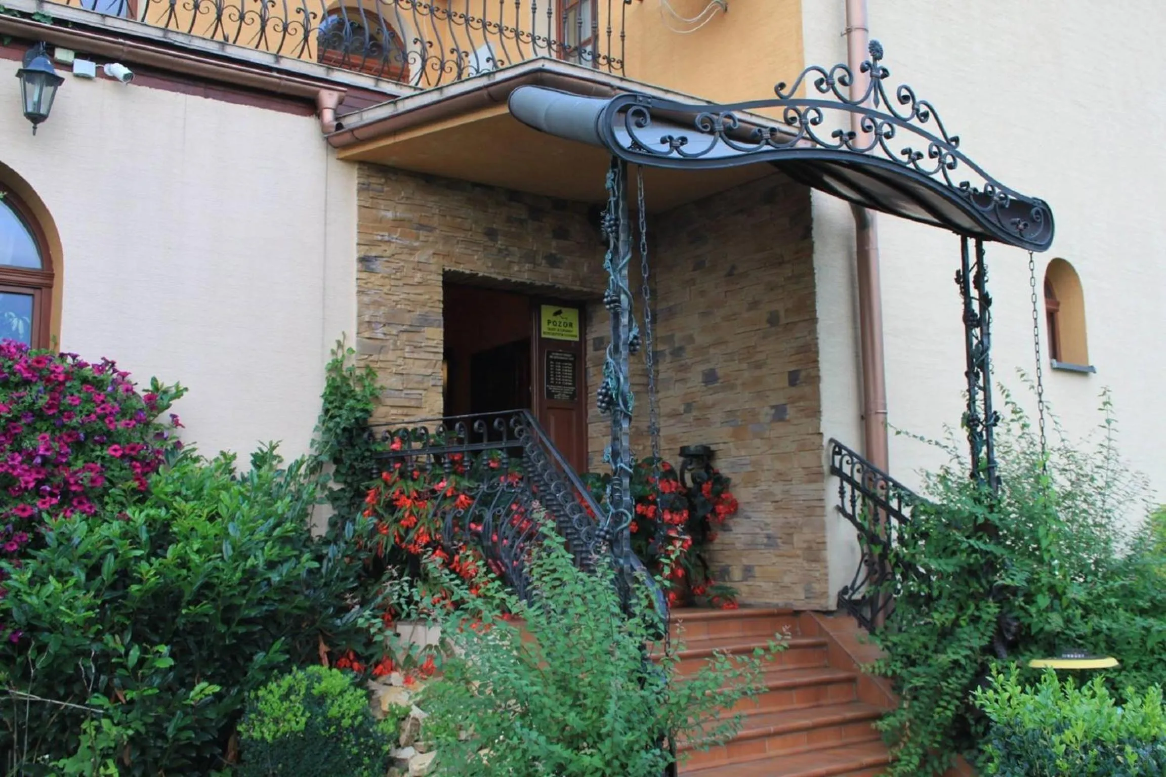 Facade/entrance in Motel Orgován