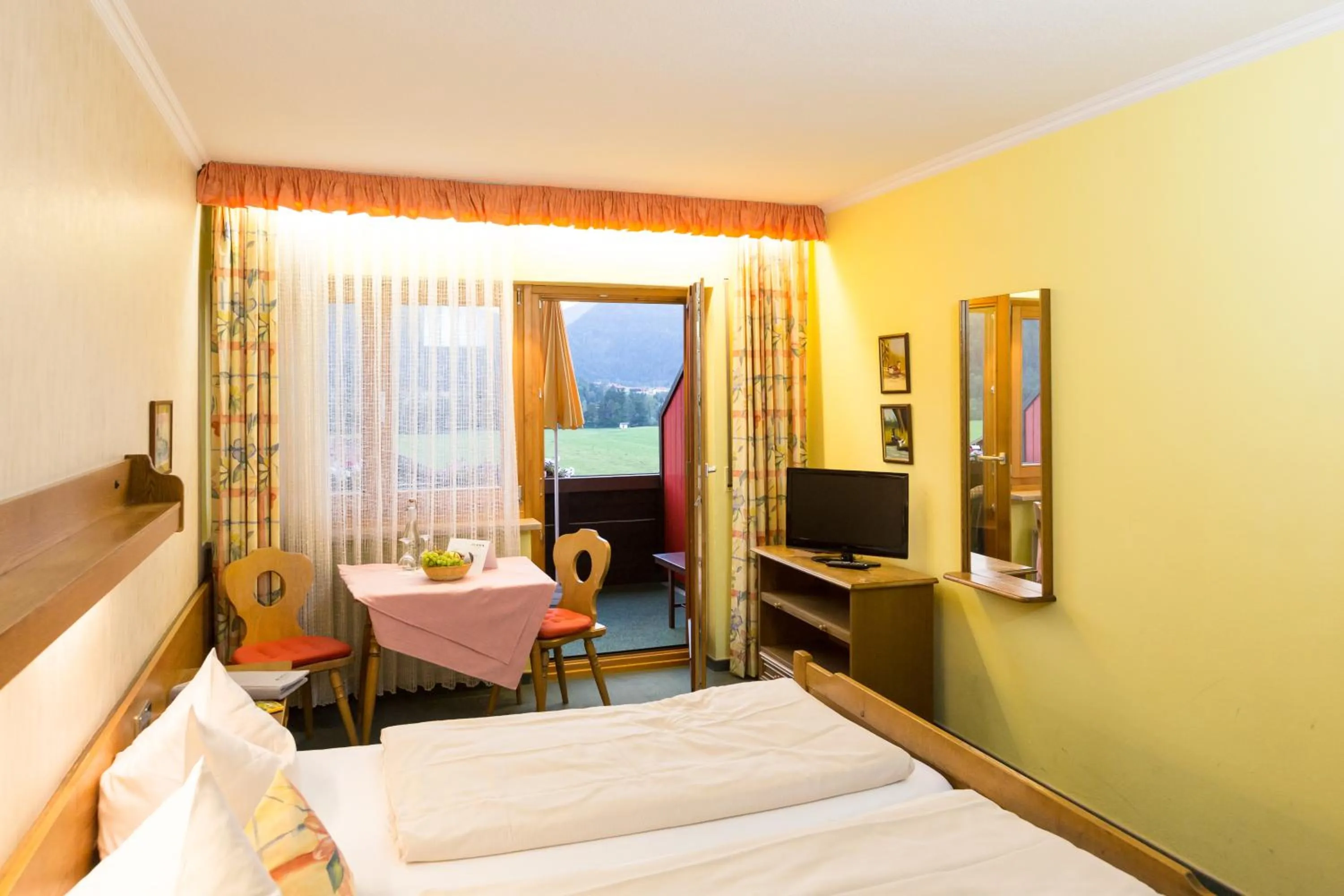 Bedroom, Bed in Hotel Sonnleiten