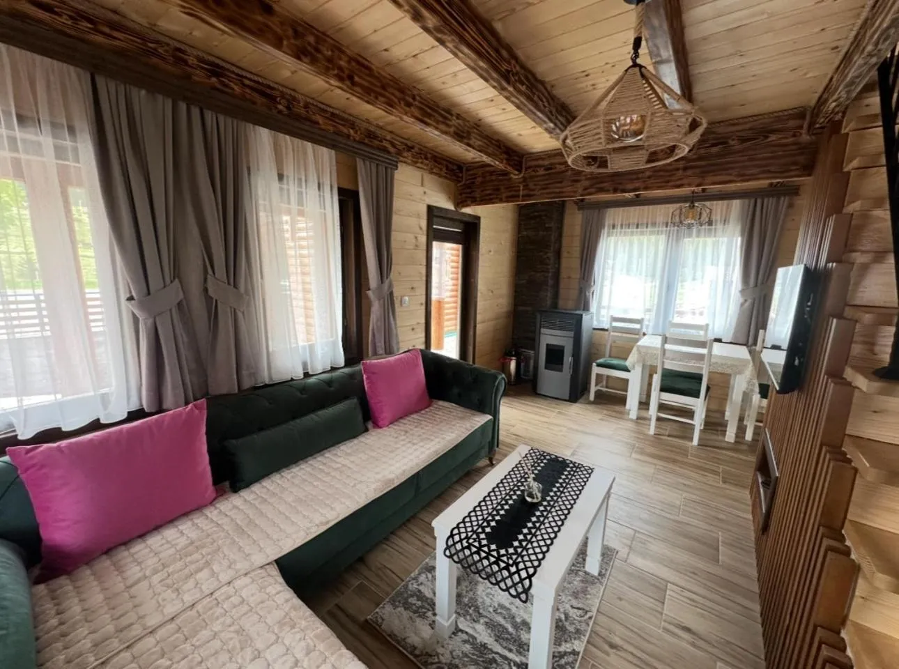 Two-Bedroom House in Zagrad Homes in Zabljak