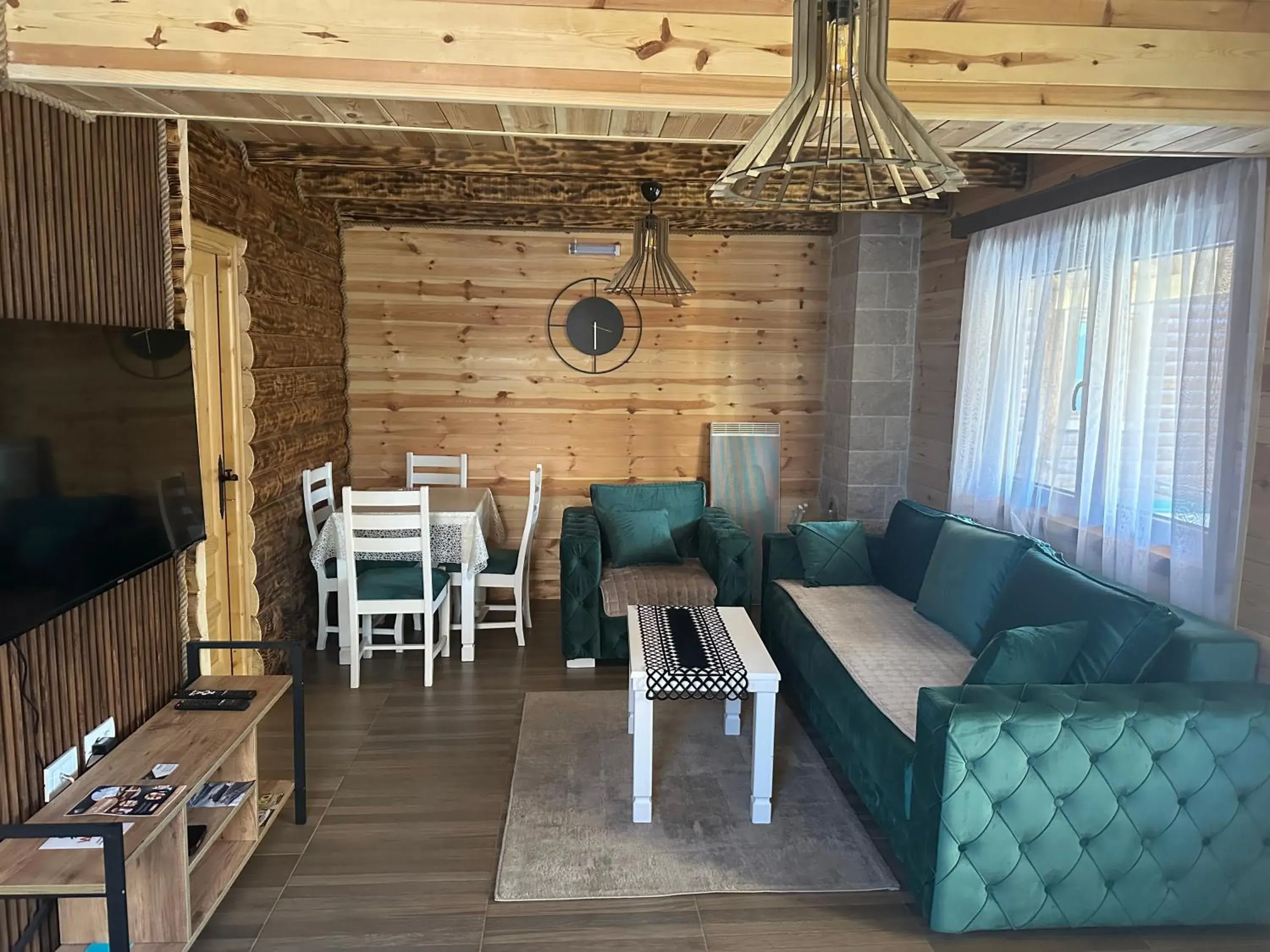 Three-Bedroom Home in Zagrad Homes in Zabljak Three-Bedroom Home in Zagrad Homes in Zabljak