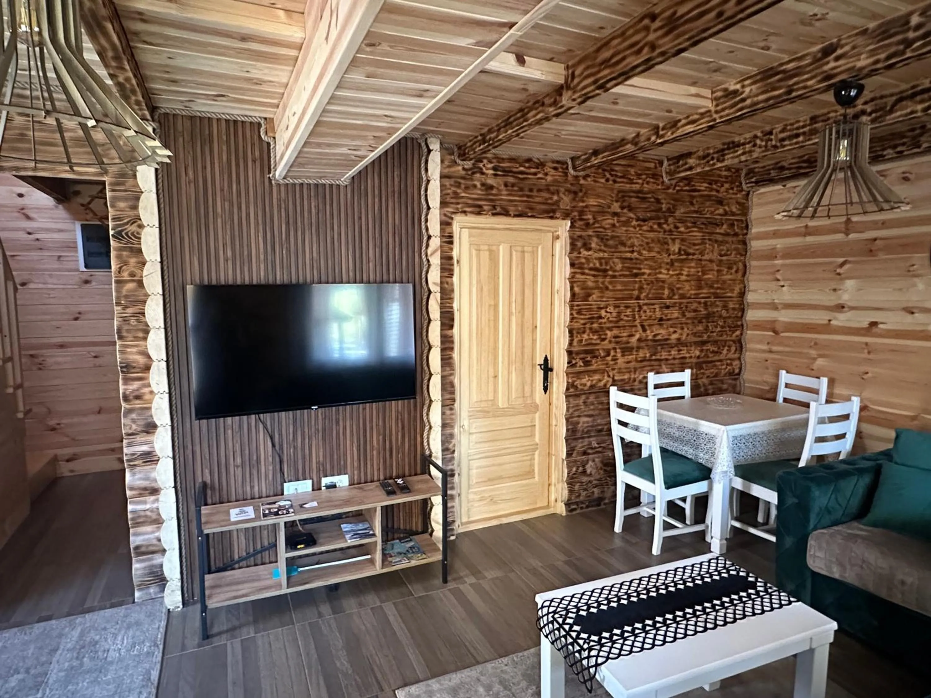 Three-Bedroom Home in Zagrad Homes in Zabljak