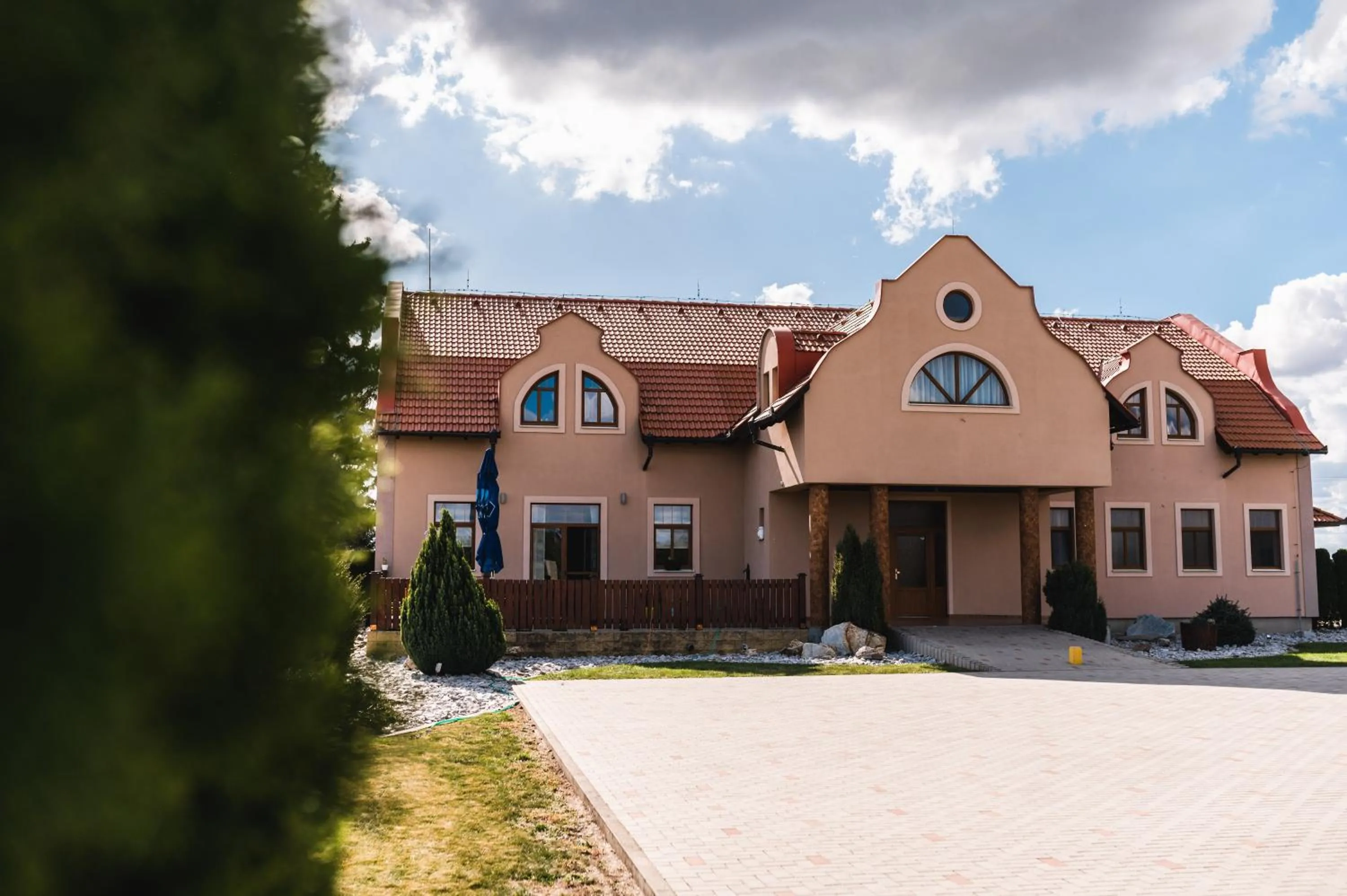 Property building in Motel ARD