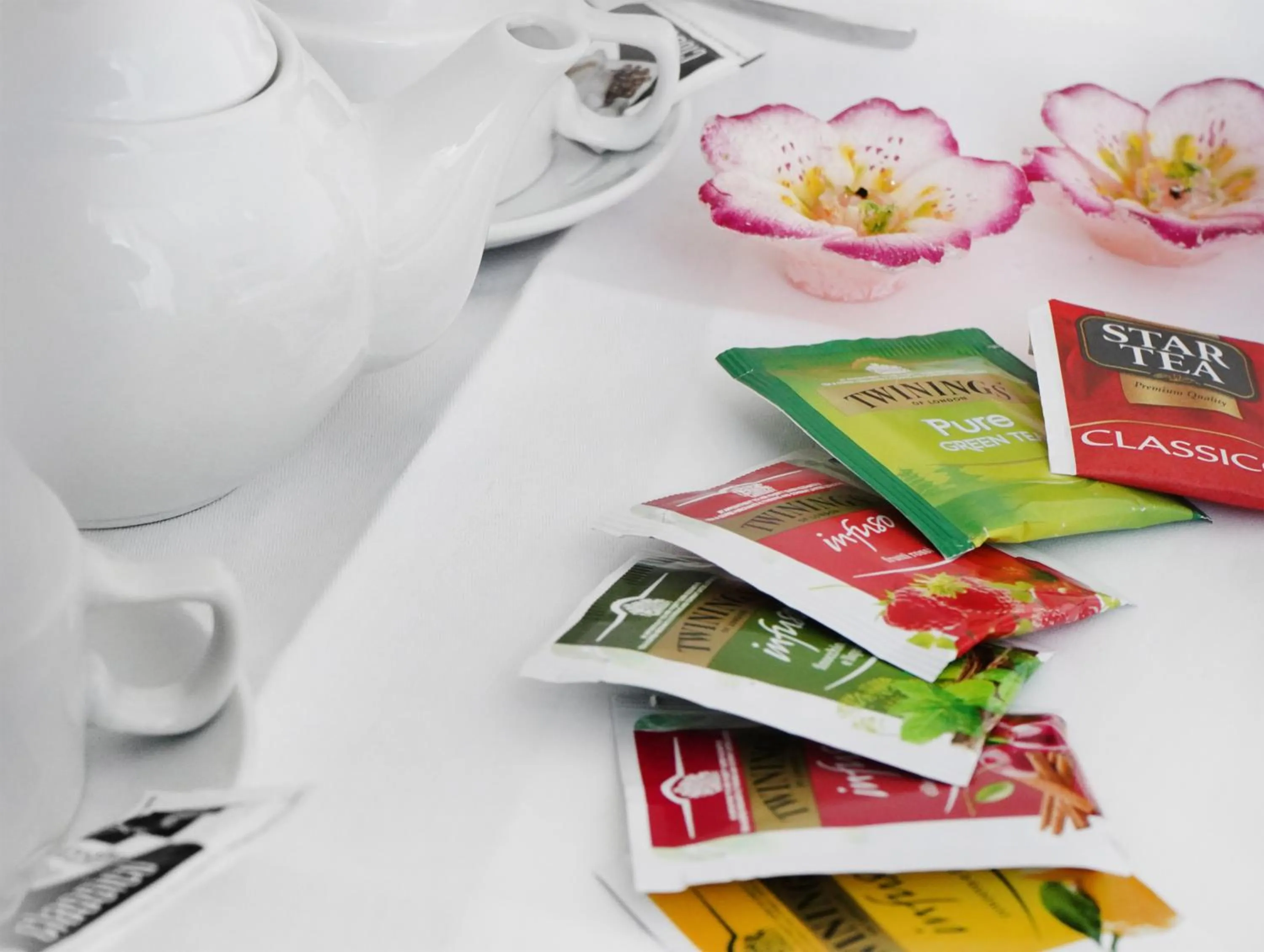 Coffee/tea facilities in Martur Resort