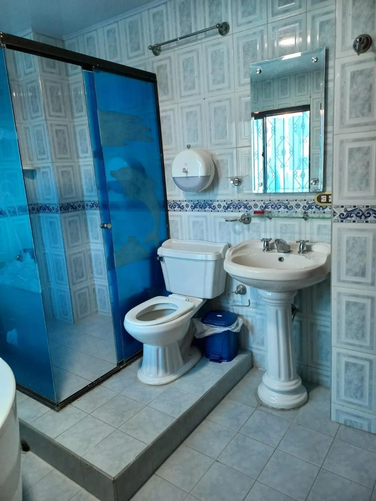 HOTEL LONDRES PLAZA
