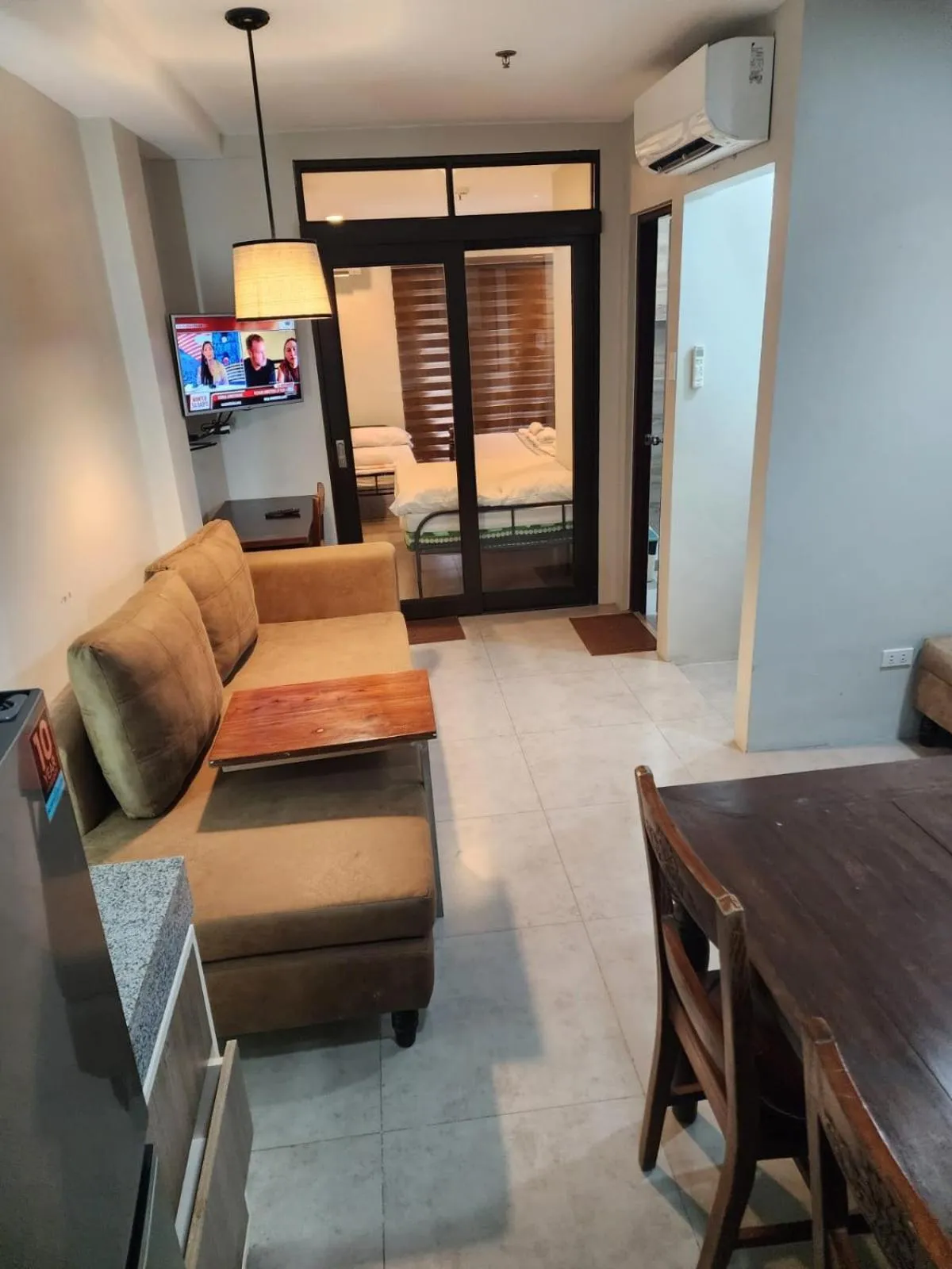 2F Vivere Condo - Govantes Properties