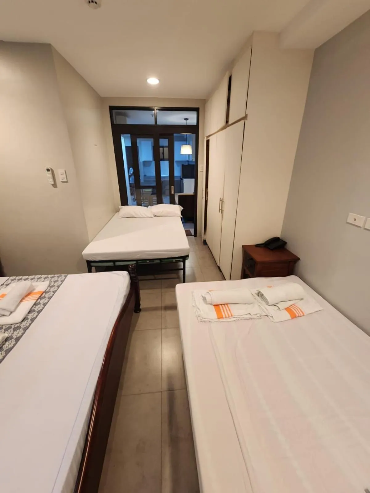 Bed in 2F Vivere Condo - Govantes Properties